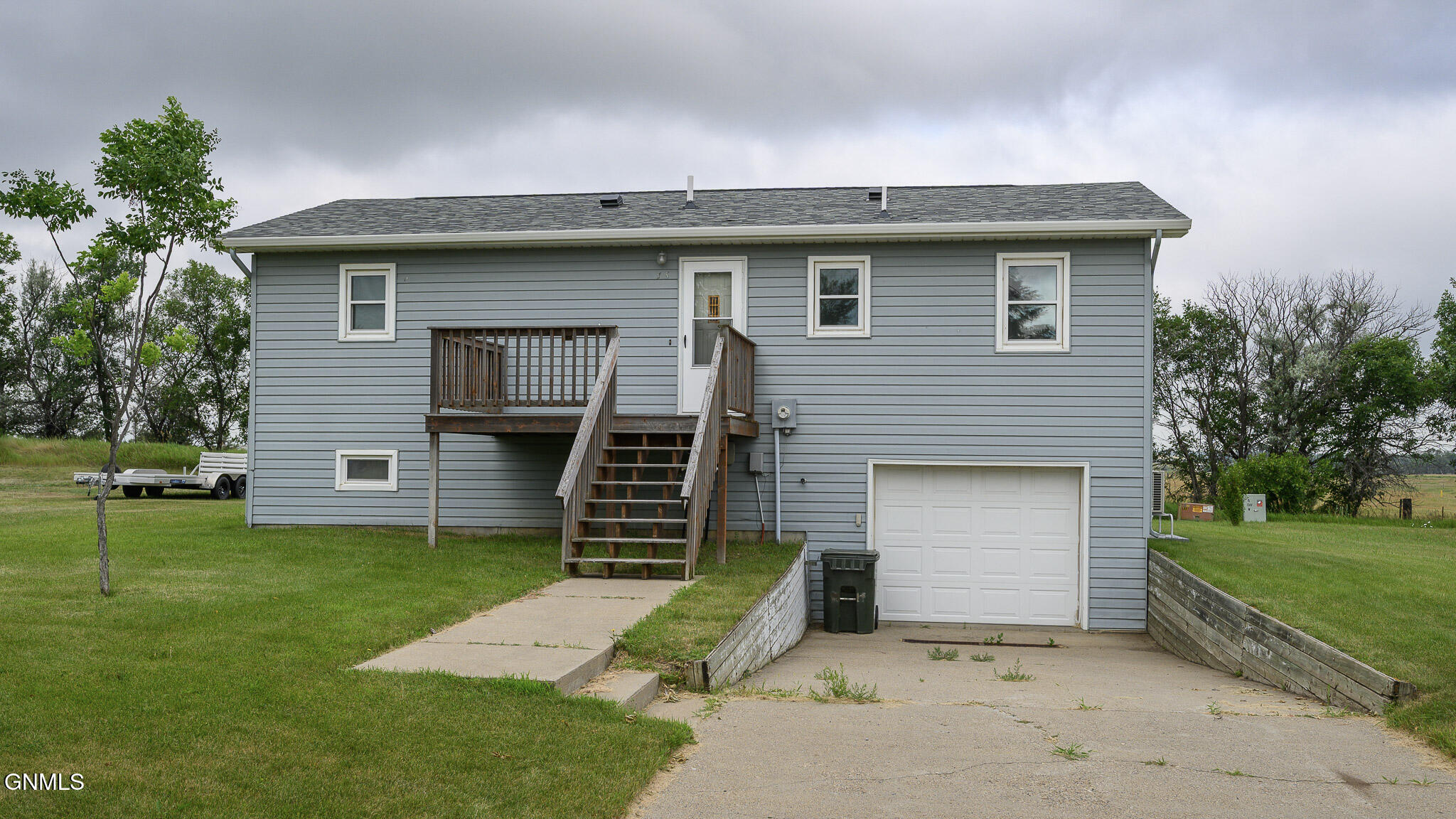 main property photo 0