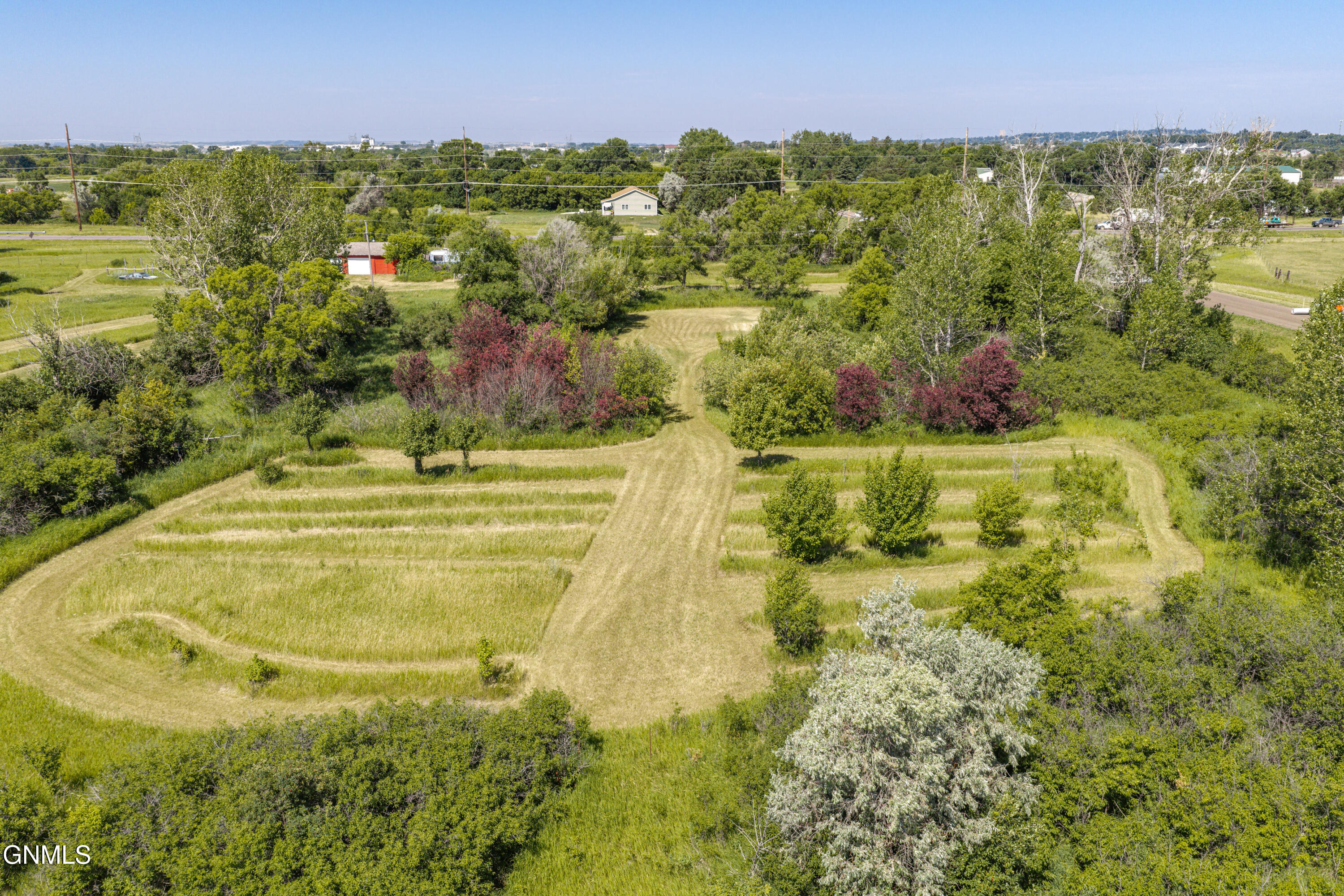 main property photo 15