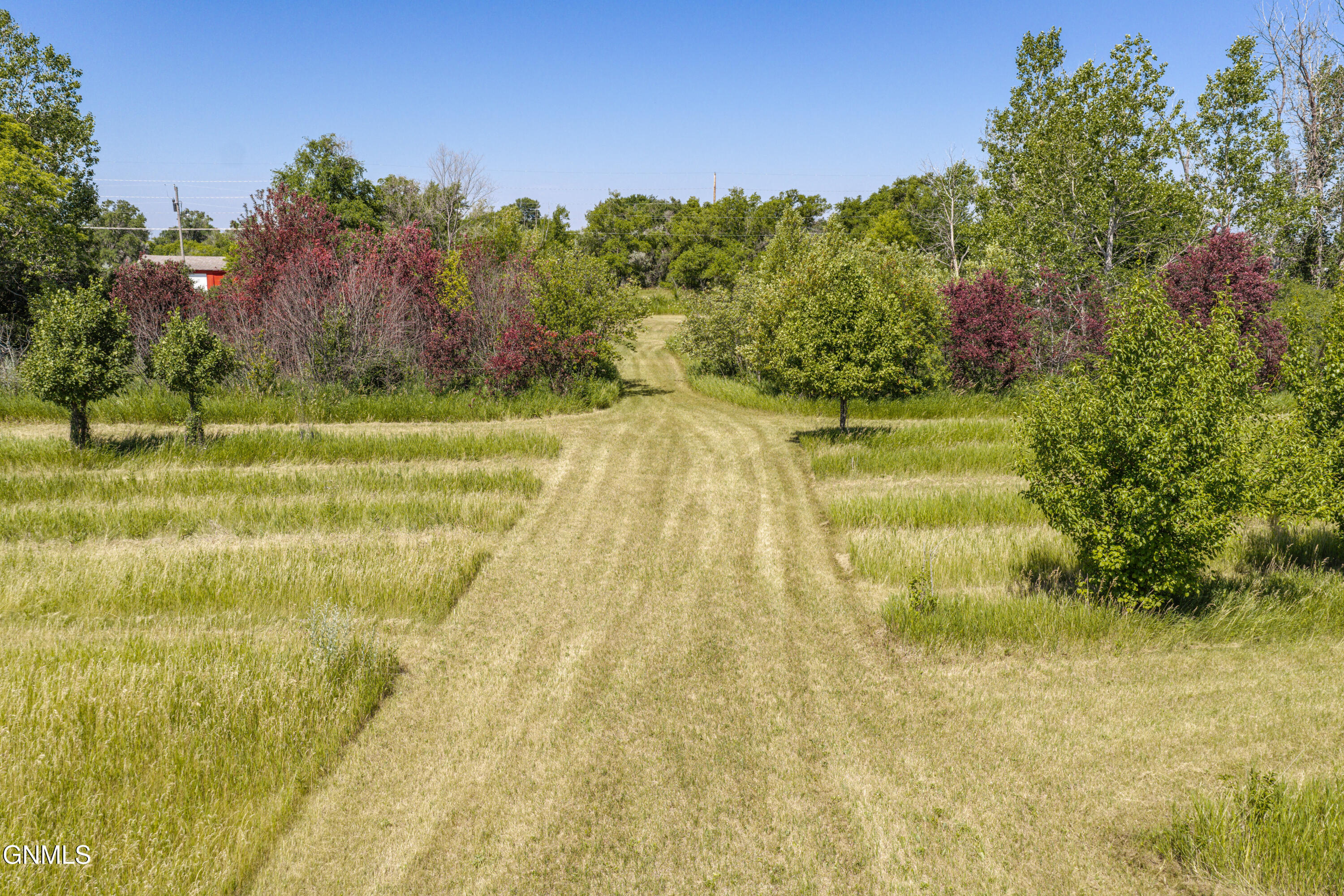 main property photo 16