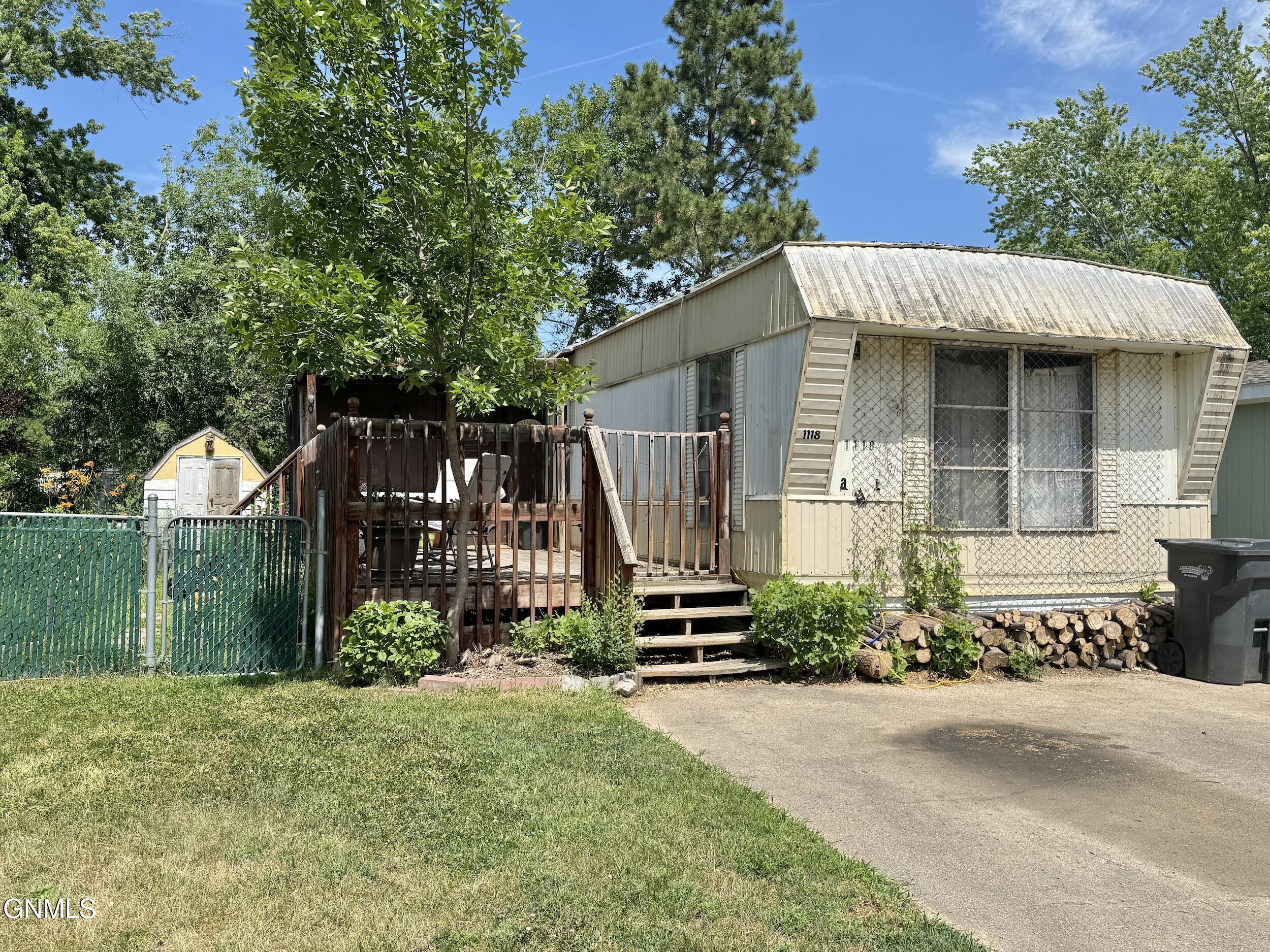 main property photo 0
