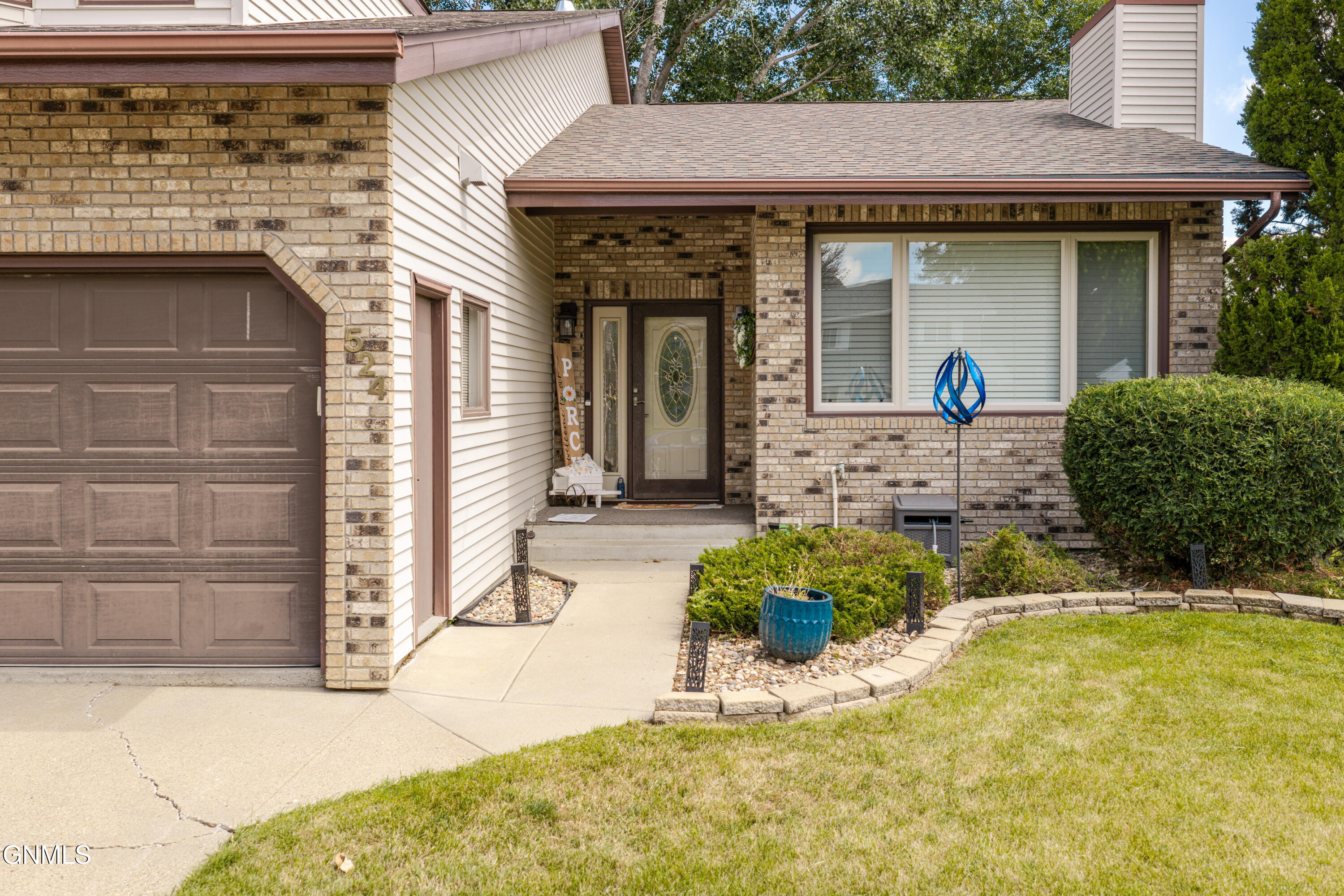 main property photo 60