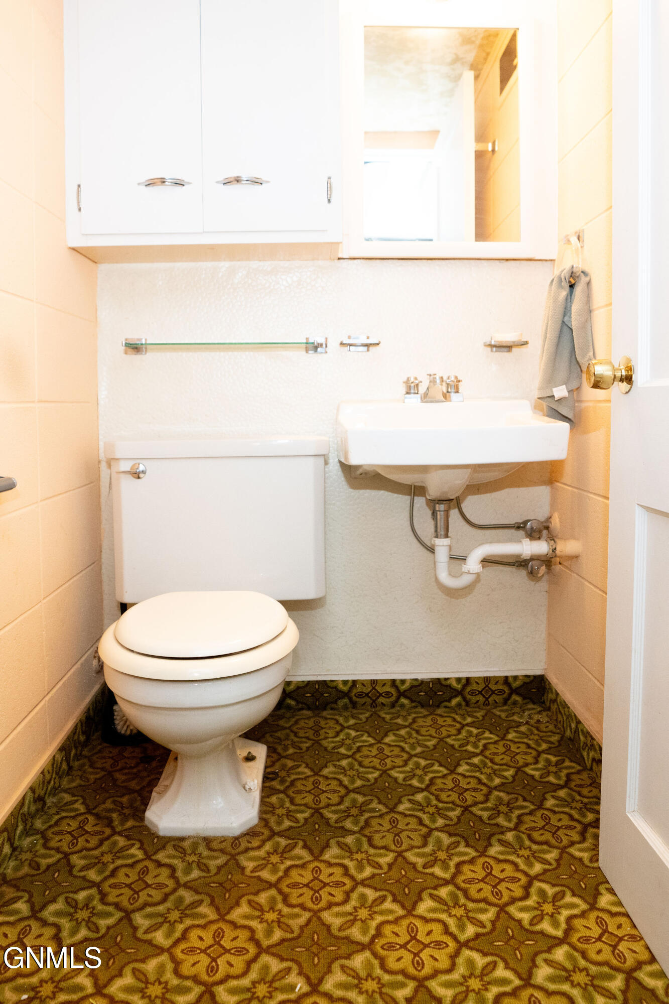 main property photo 43