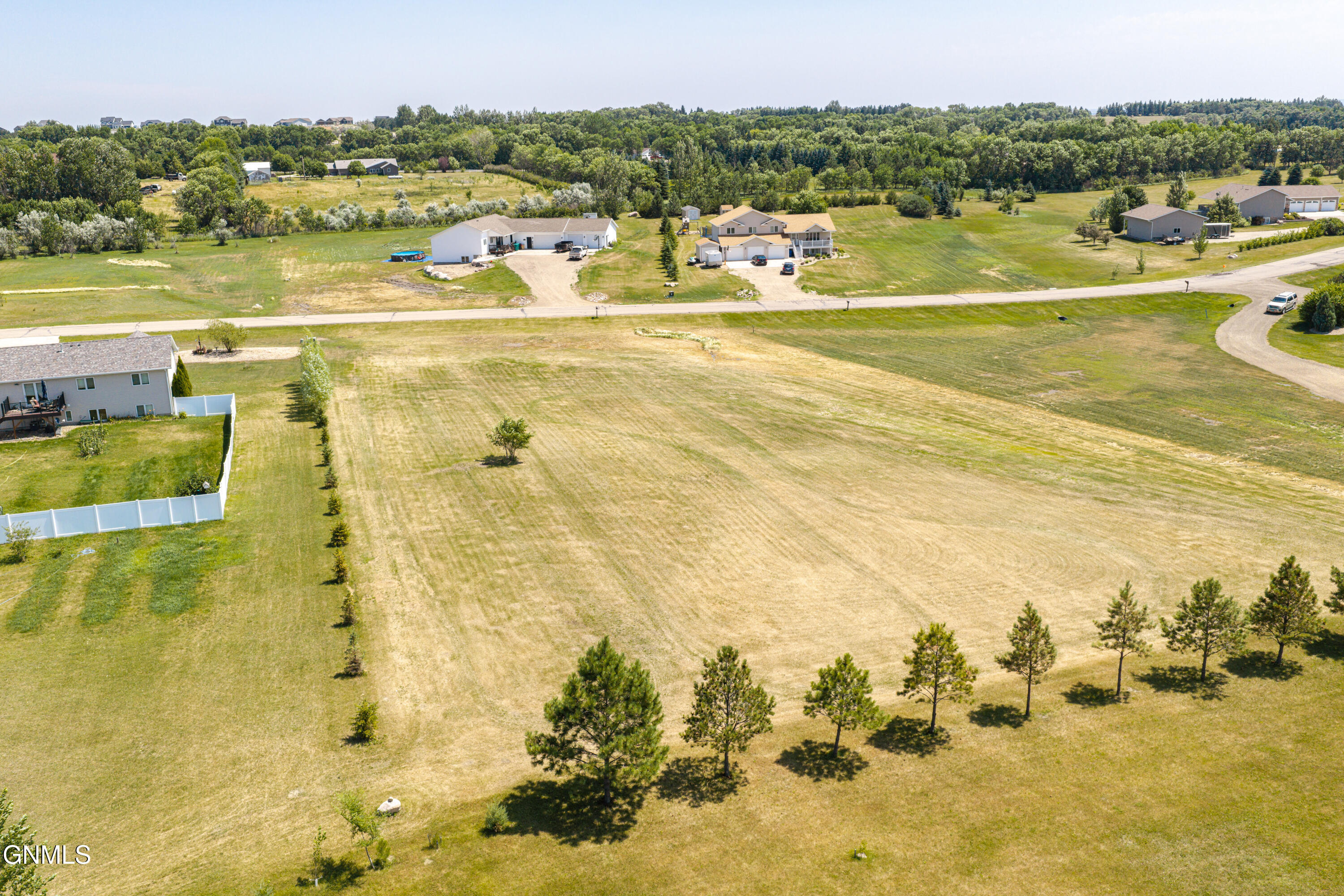 main property photo 21