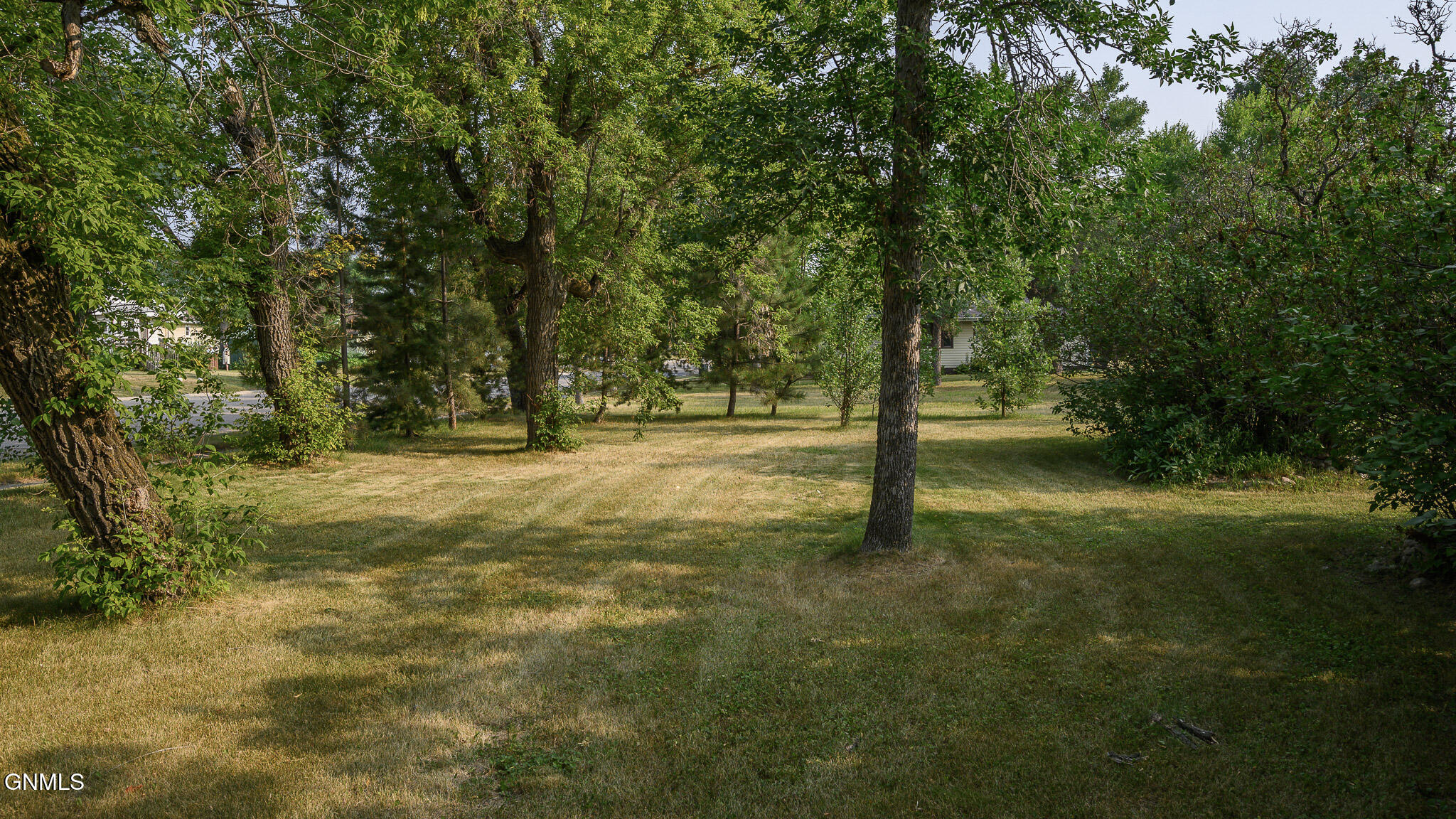 main property photo 36
