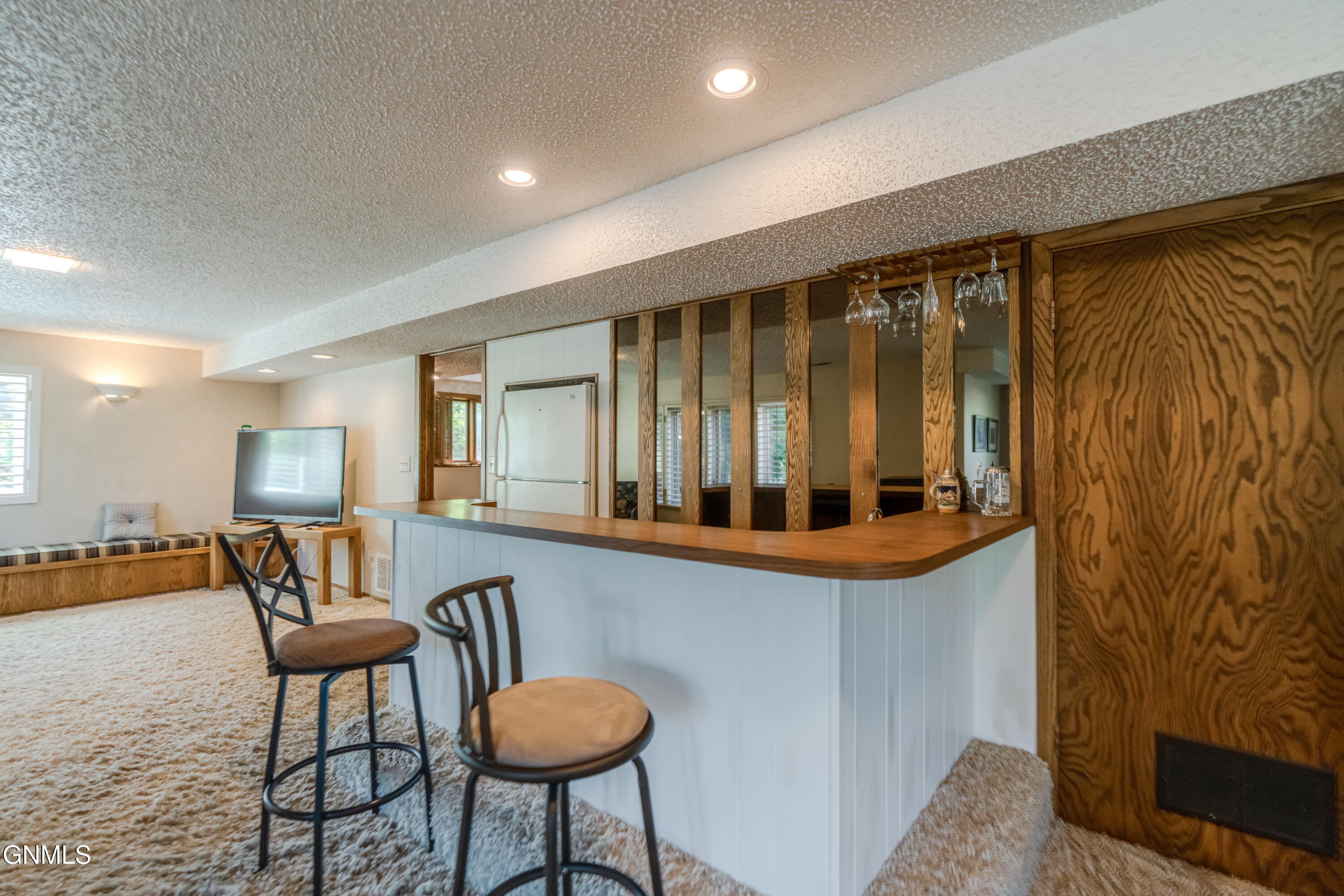 main property photo 67