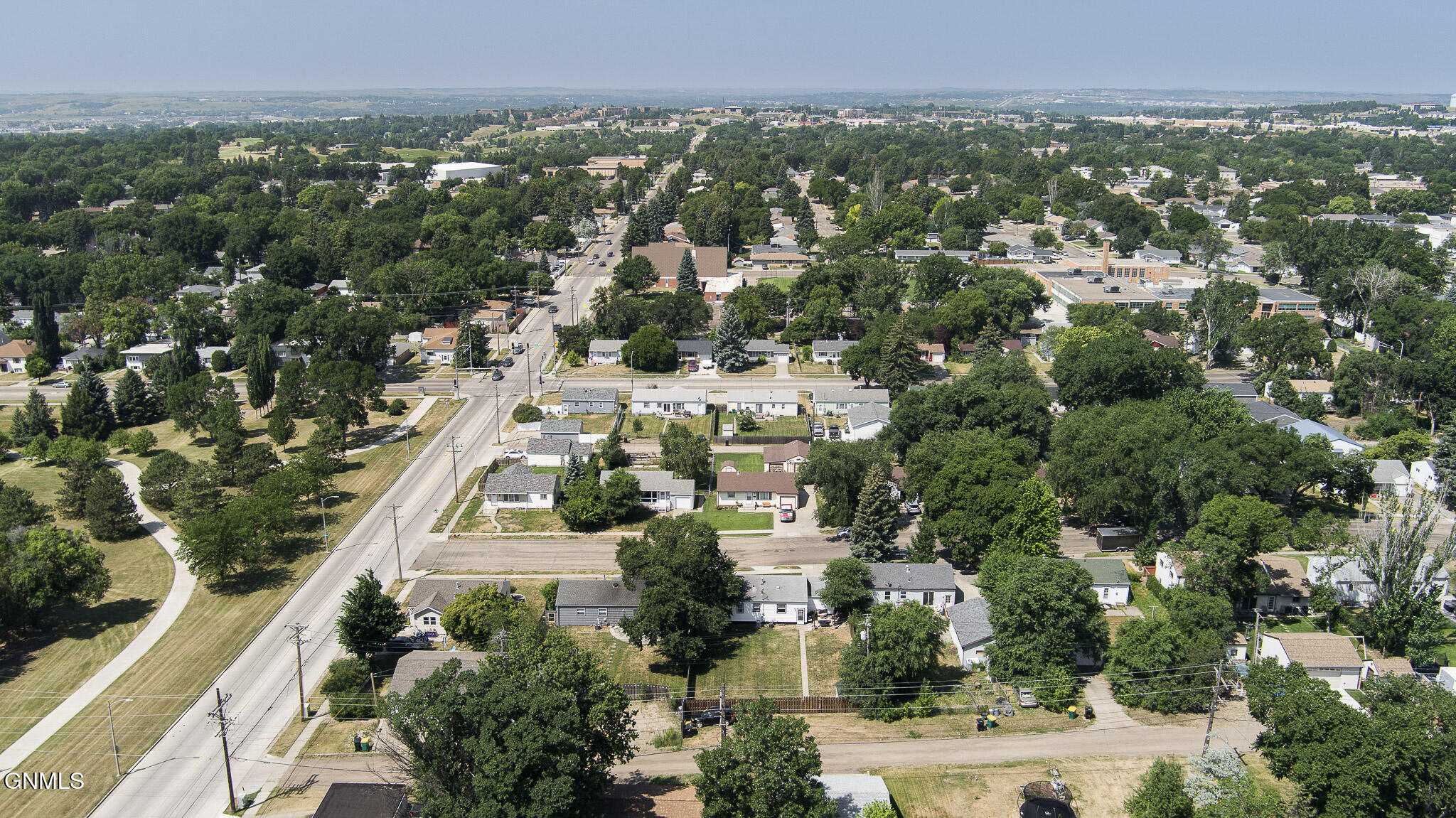 main property photo 38