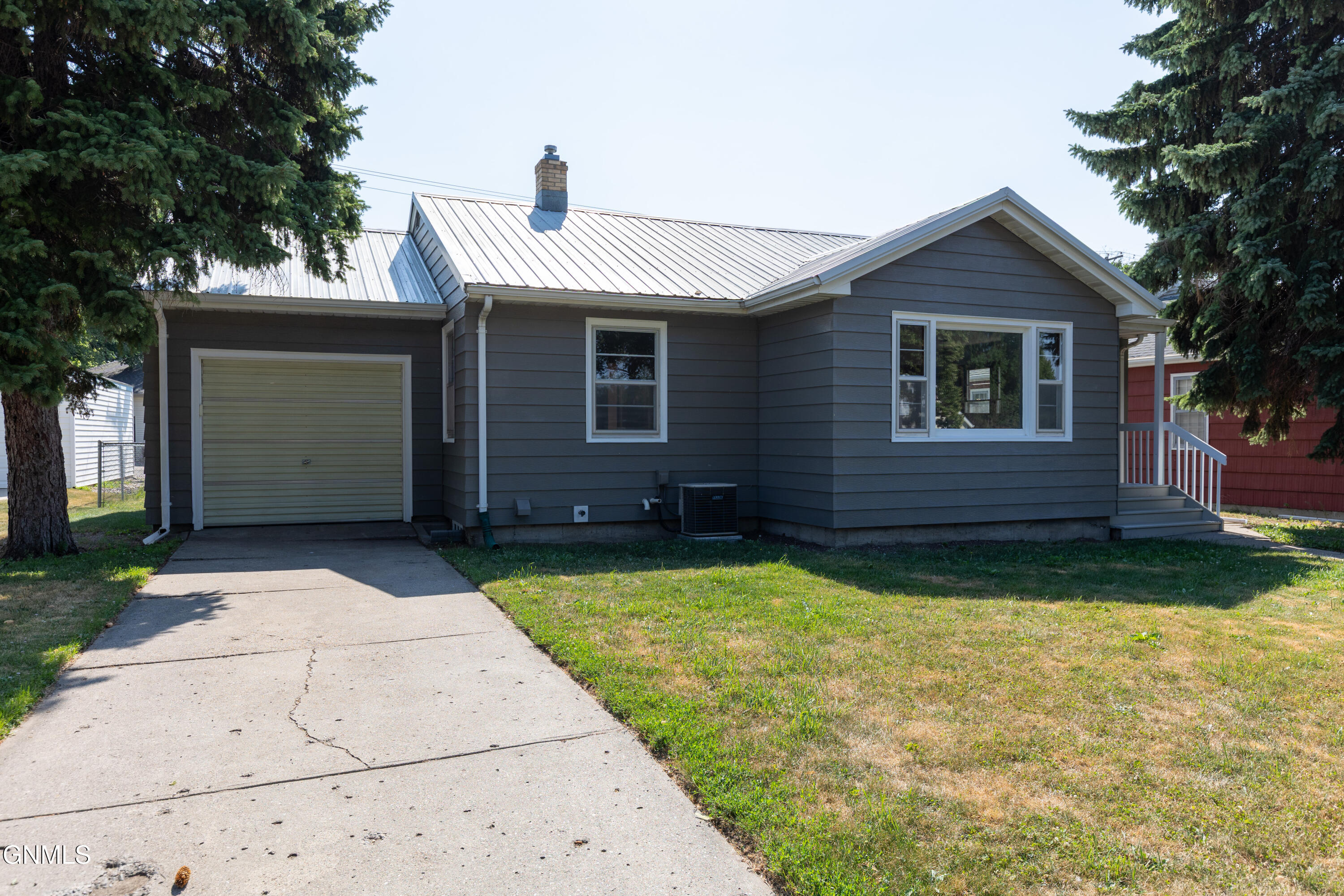 main property photo 22
