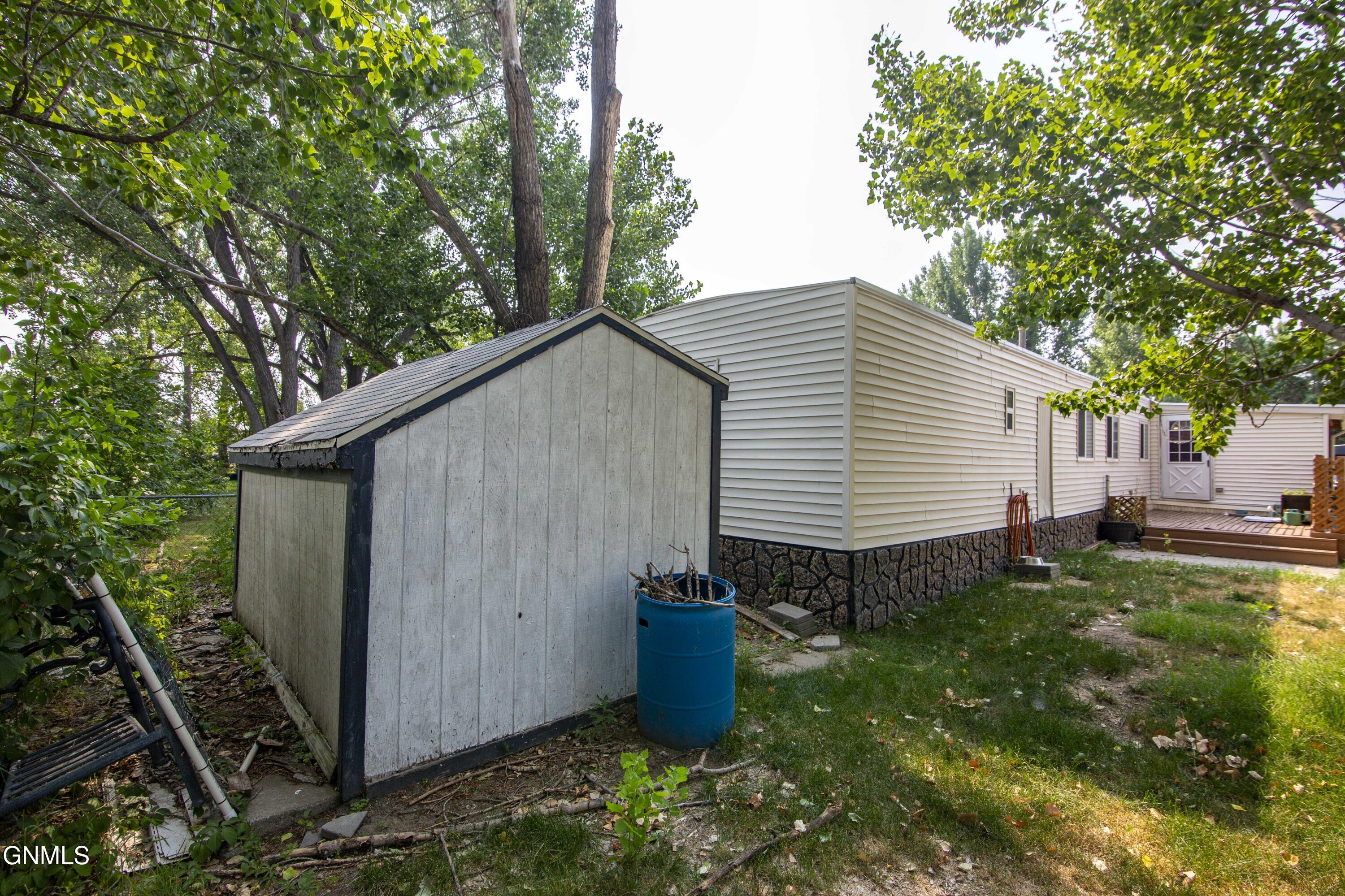 main property photo 31