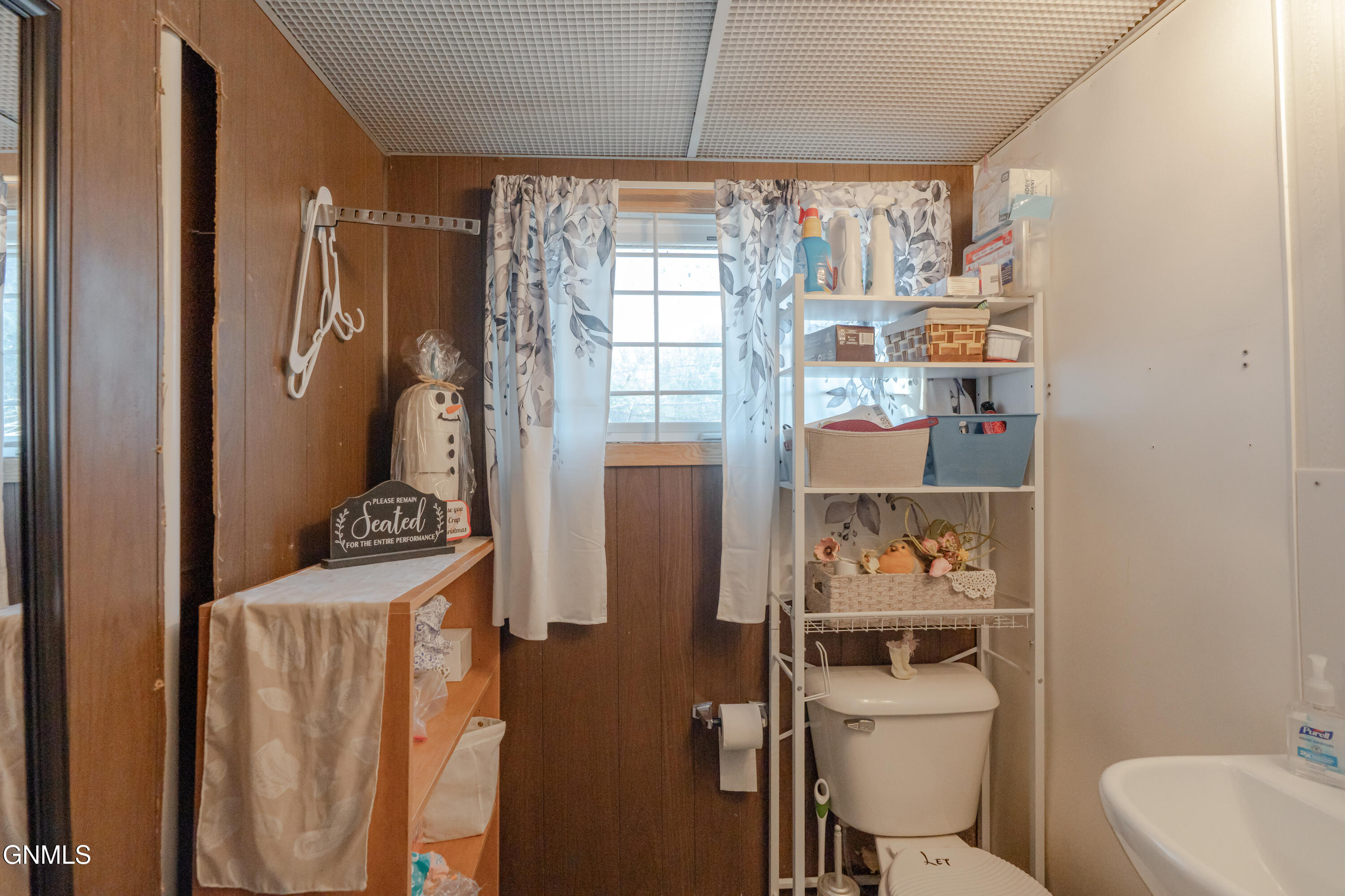 main property photo 57