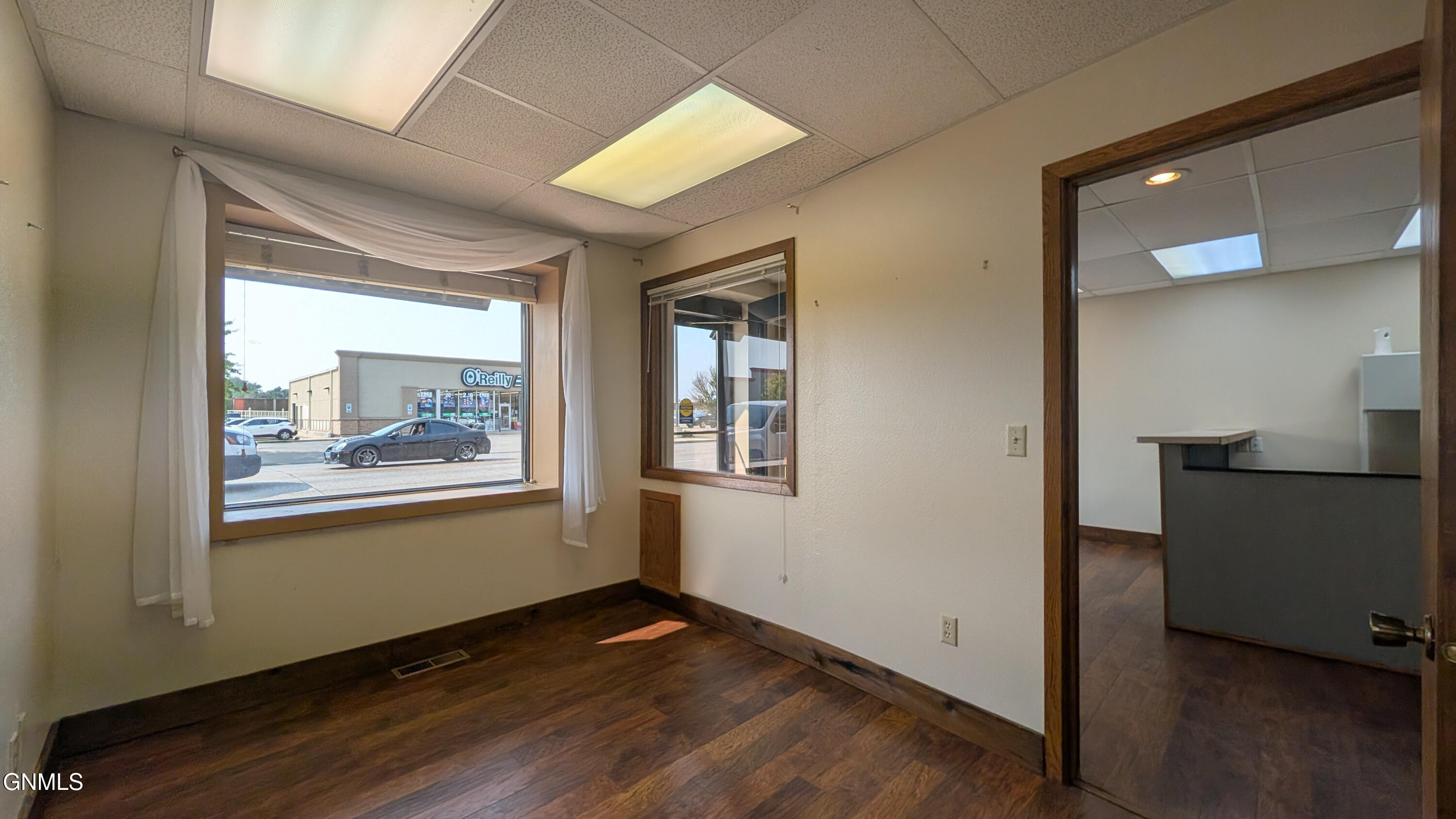 main property photo 19