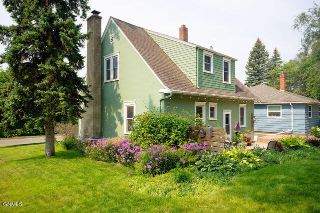 main property photo 2