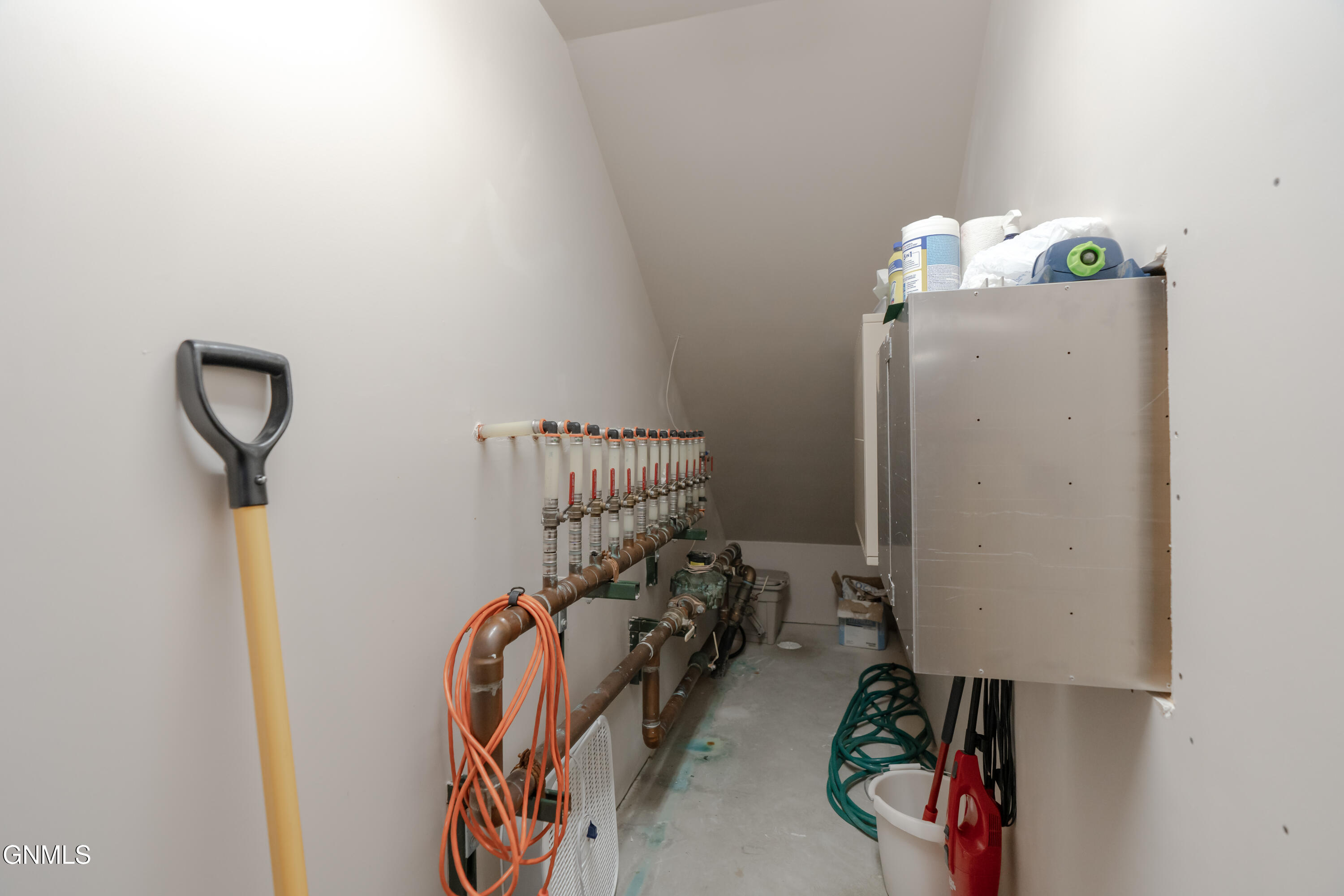 main property photo 60