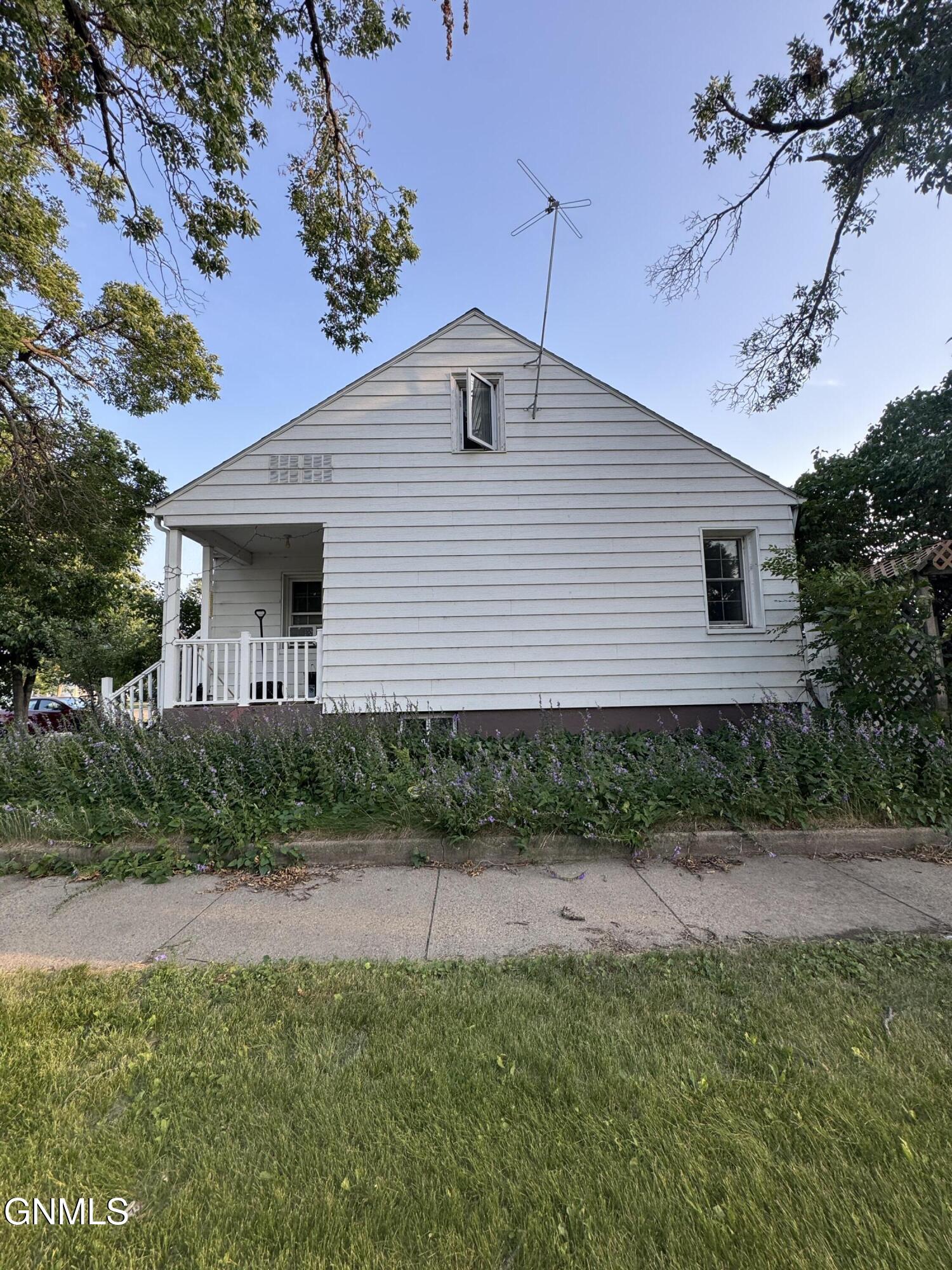 main property photo 1