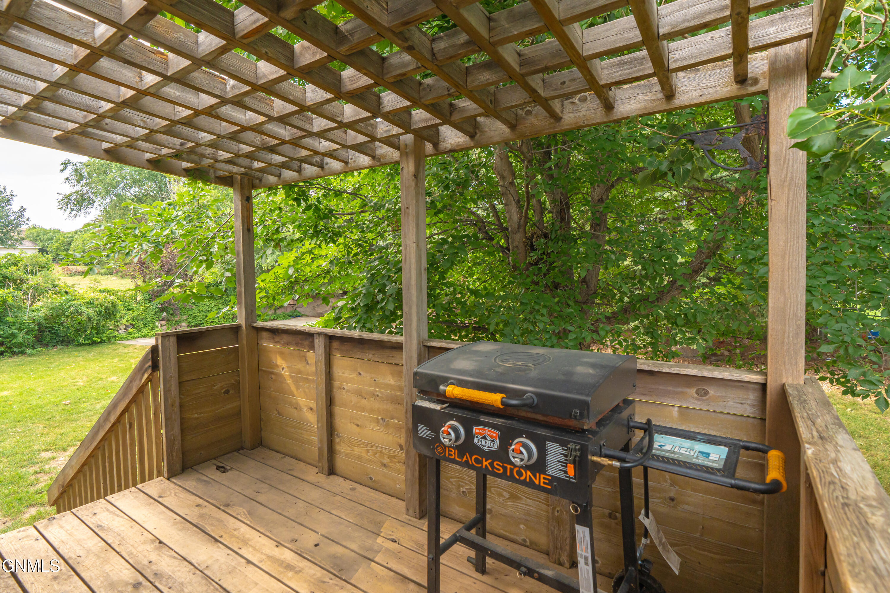 main property photo 65