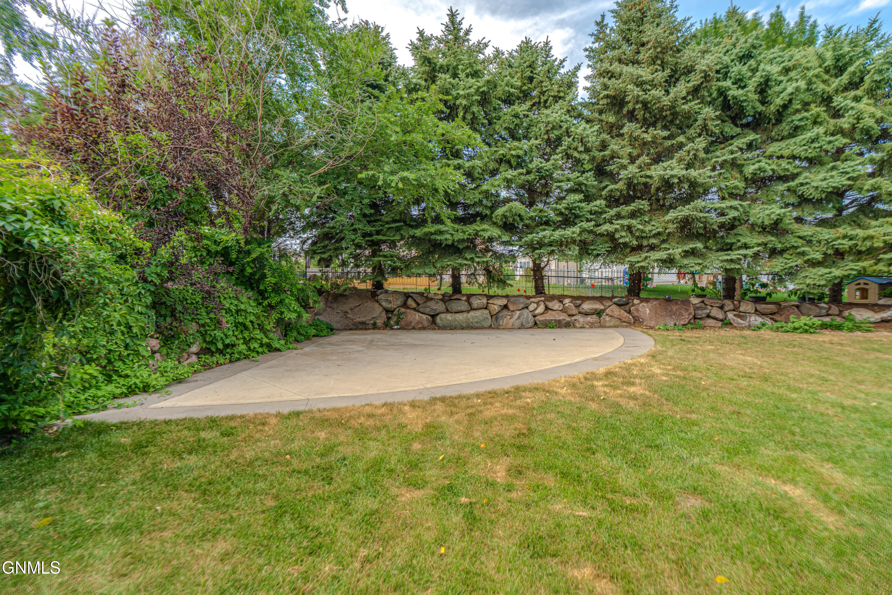 main property photo 71