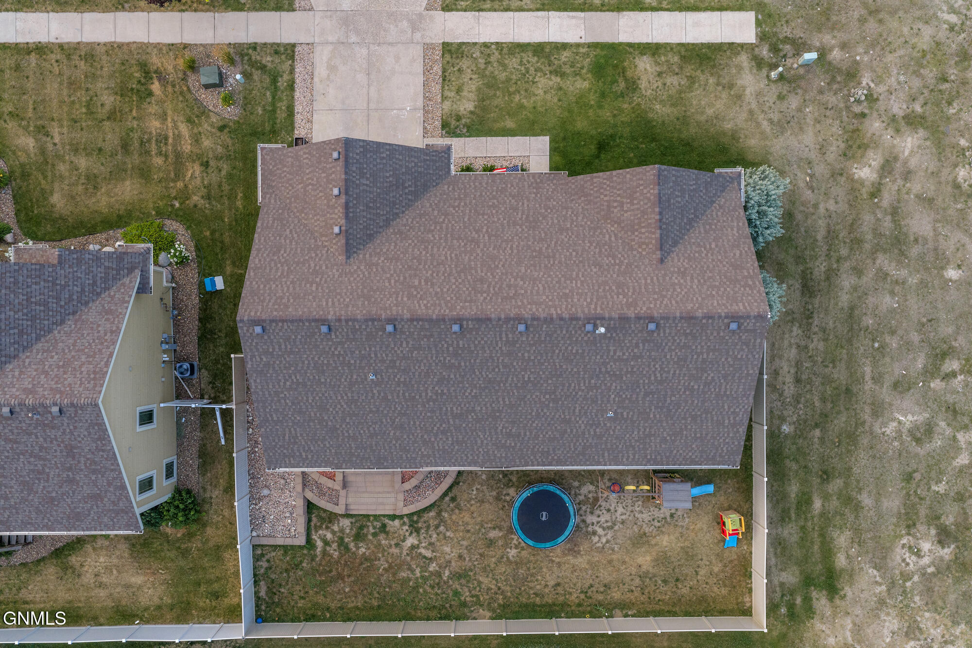 main property photo 60