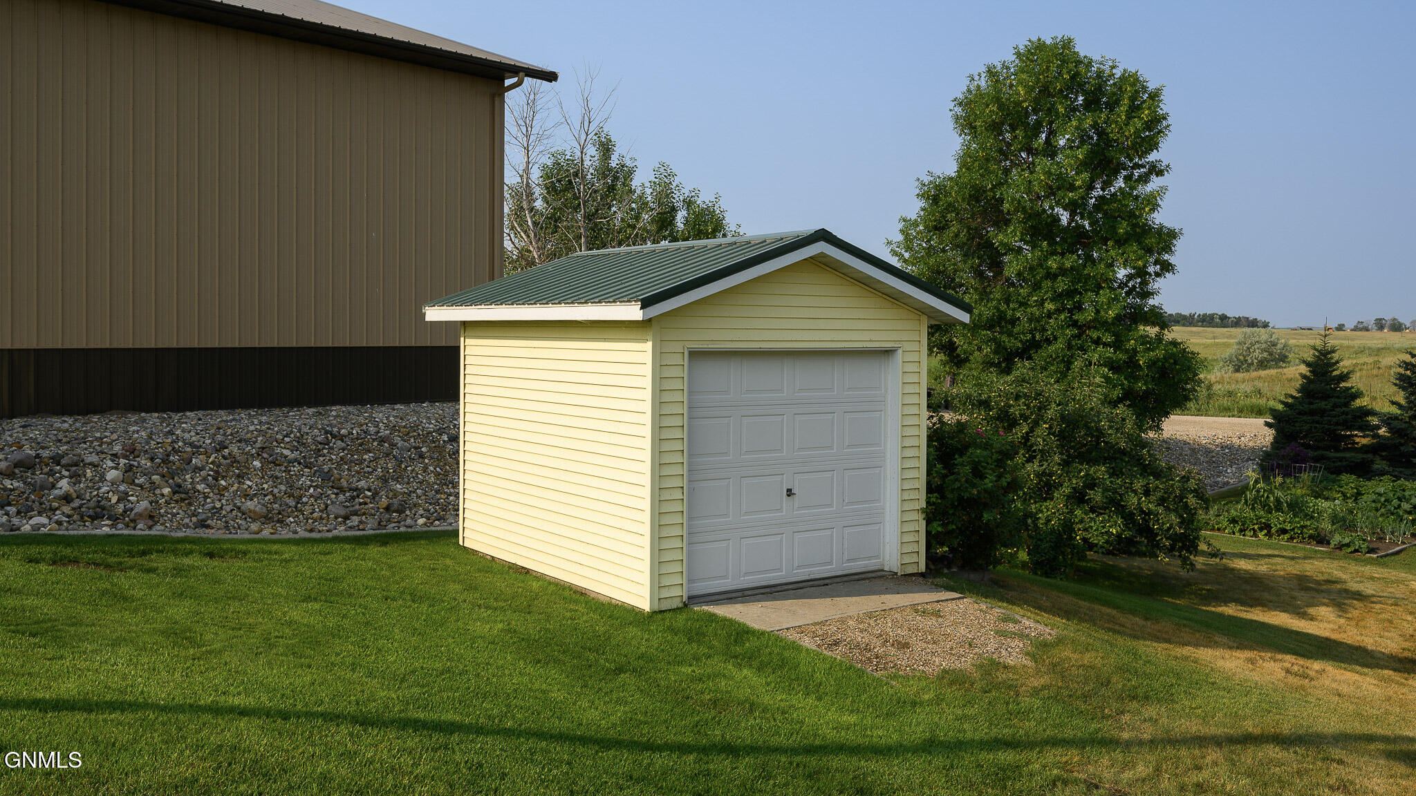 main property photo 64