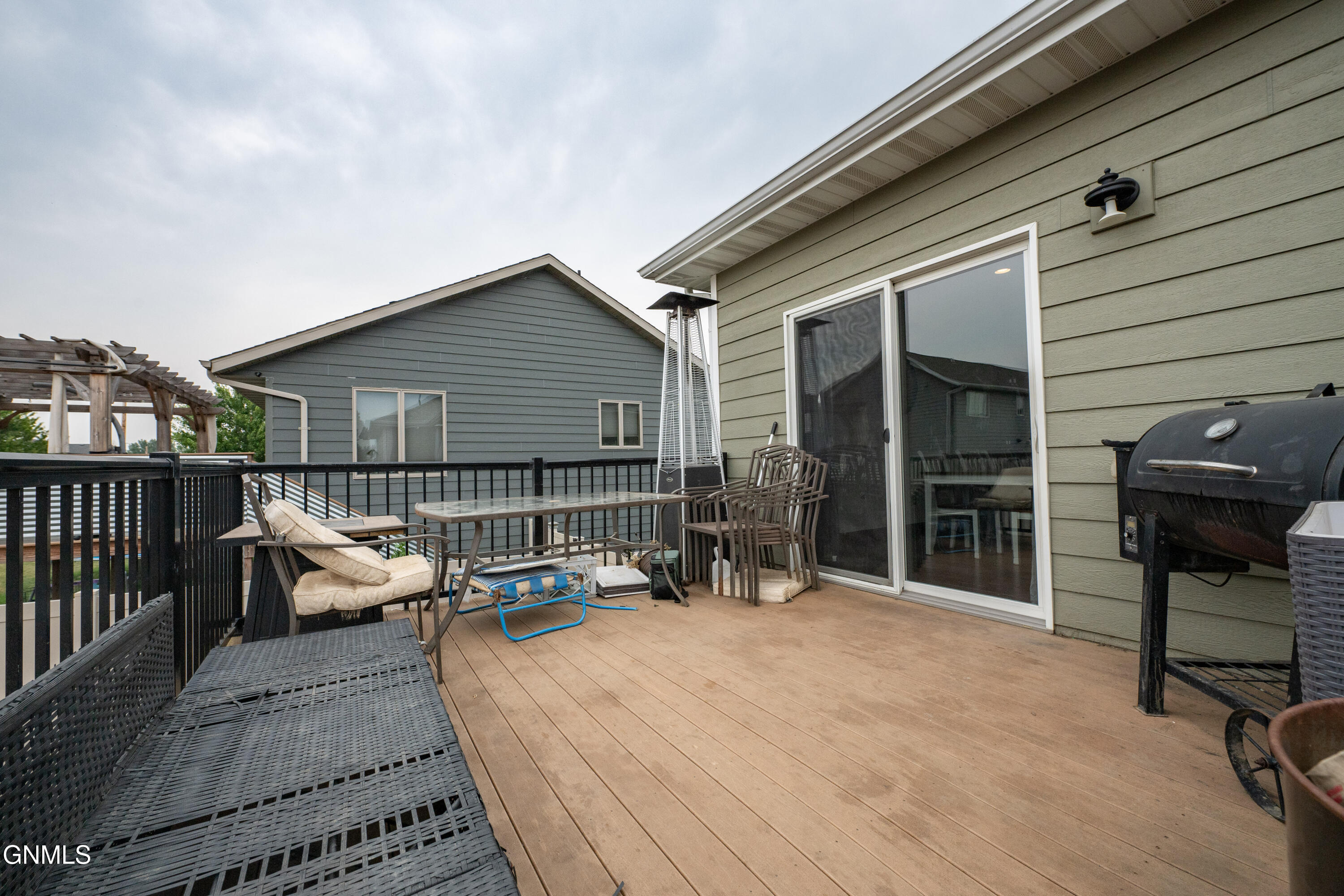 main property photo 58