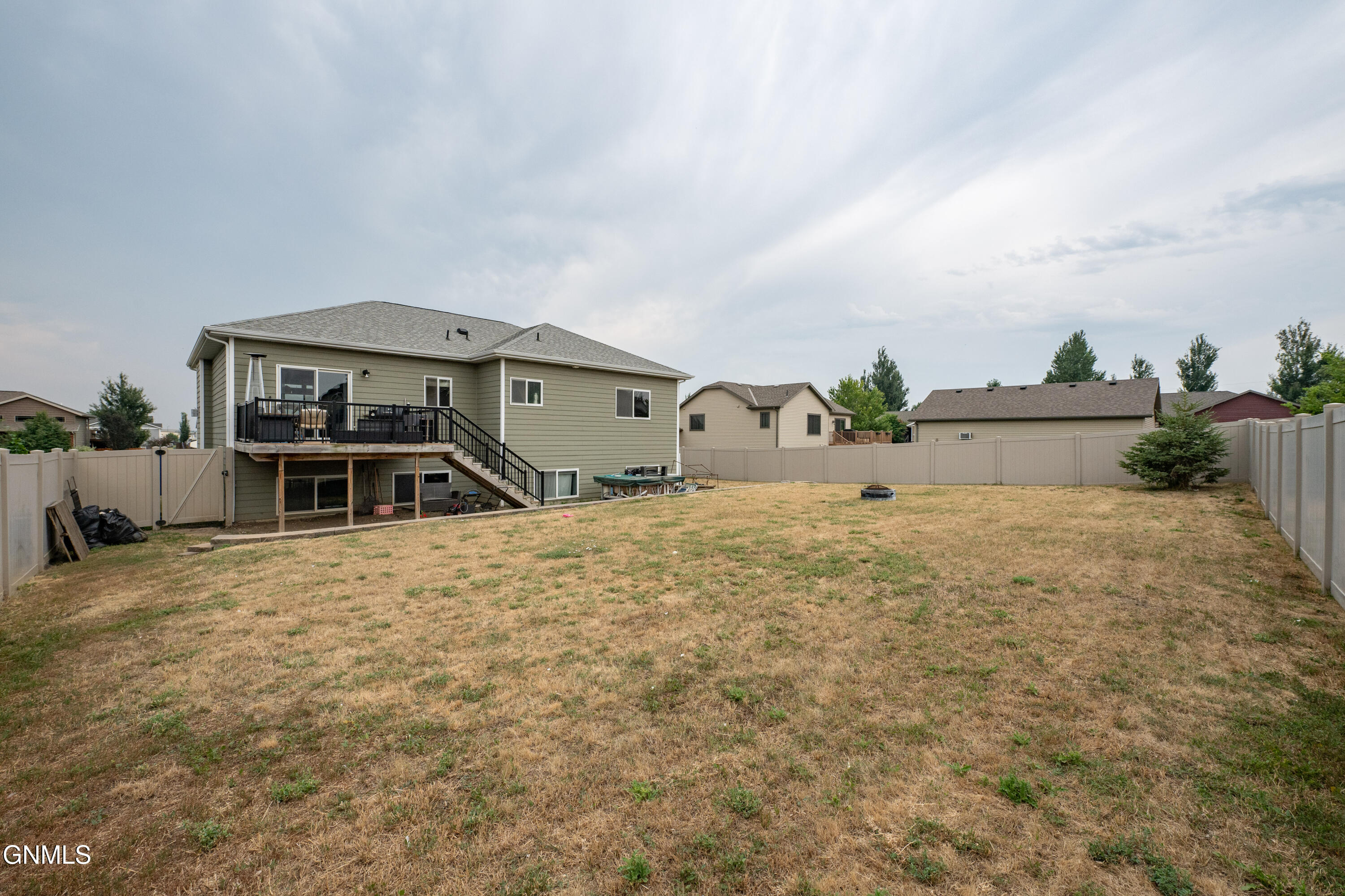 main property photo 61