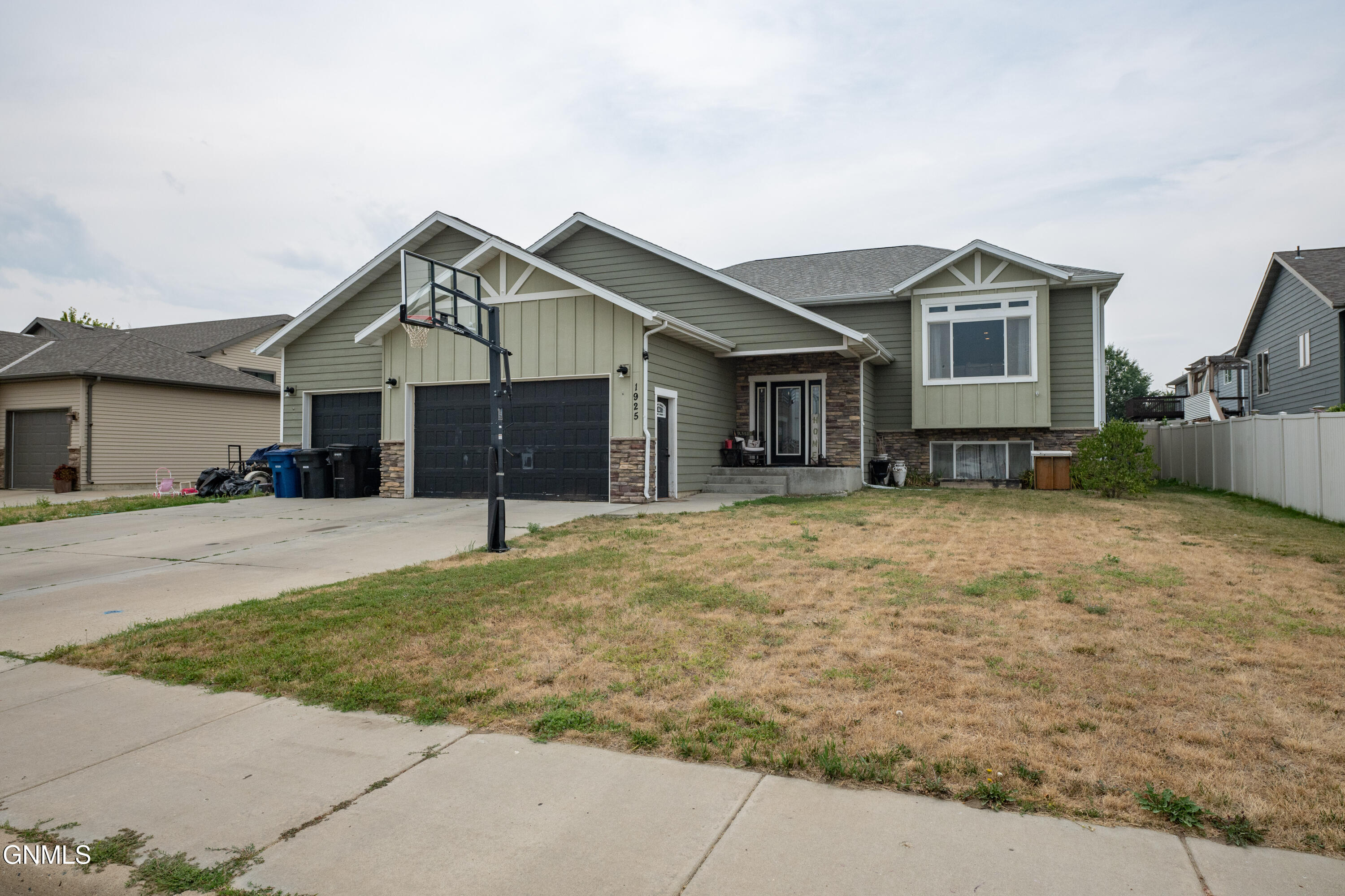 main property photo 66