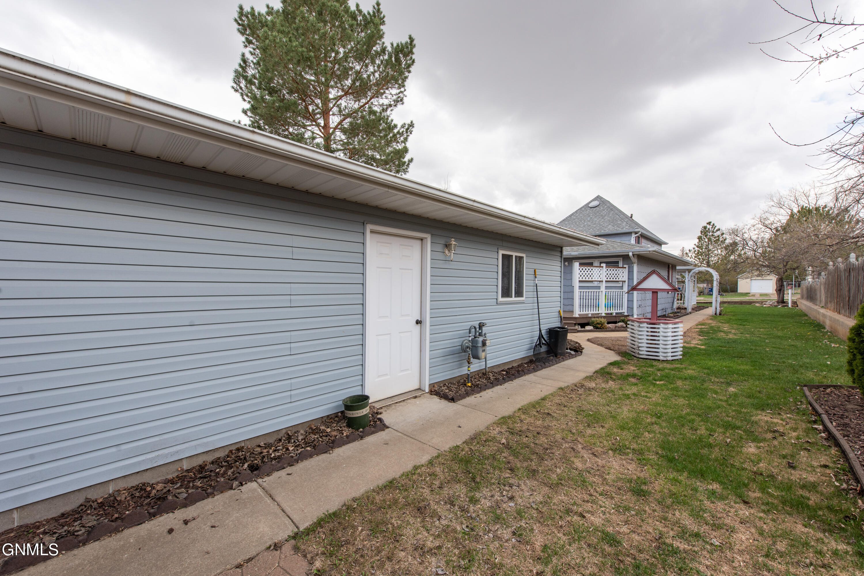 main property photo 52