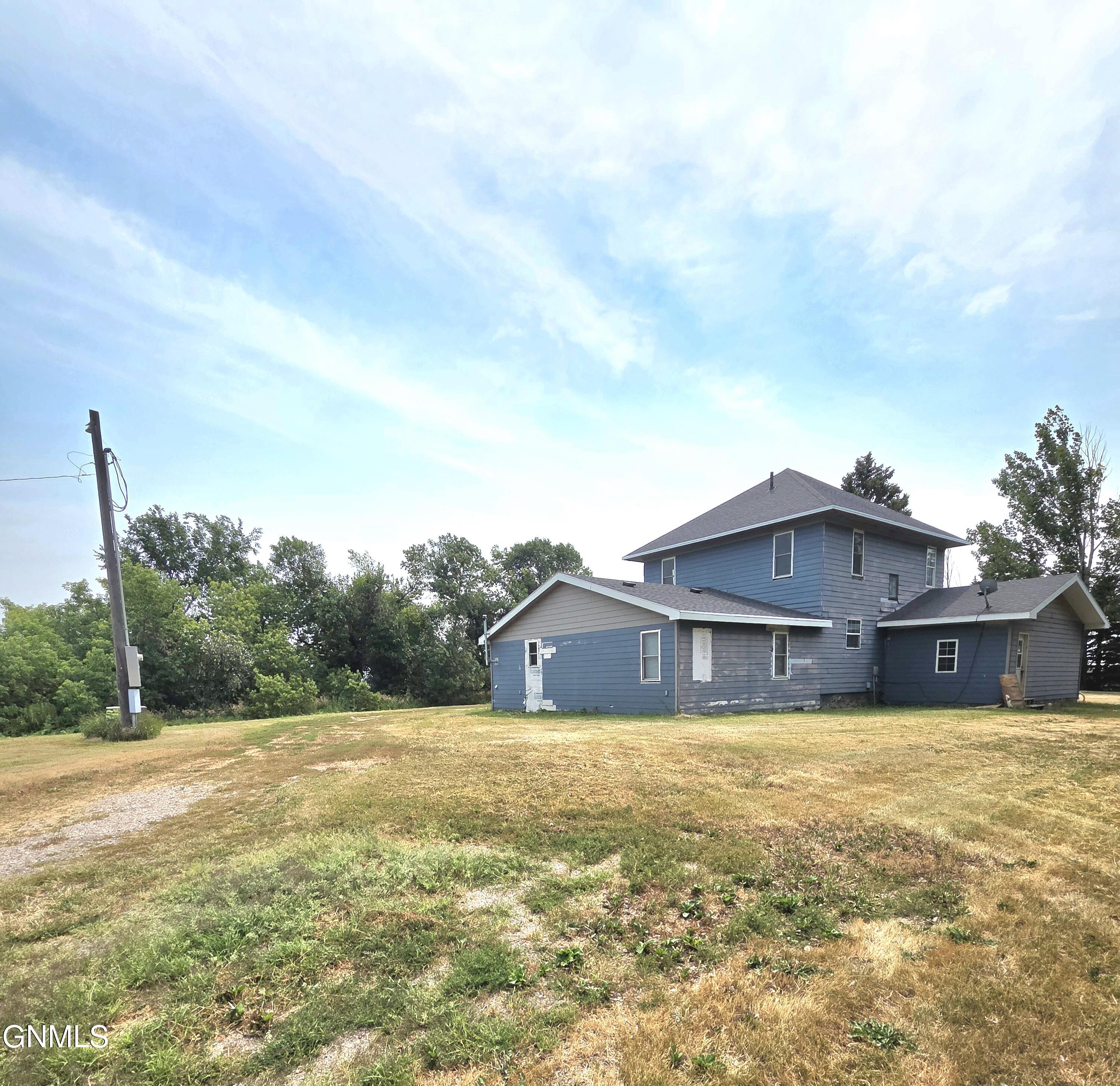 main property photo 31