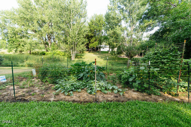 main property photo 57