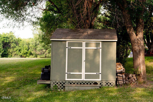 main property photo 61