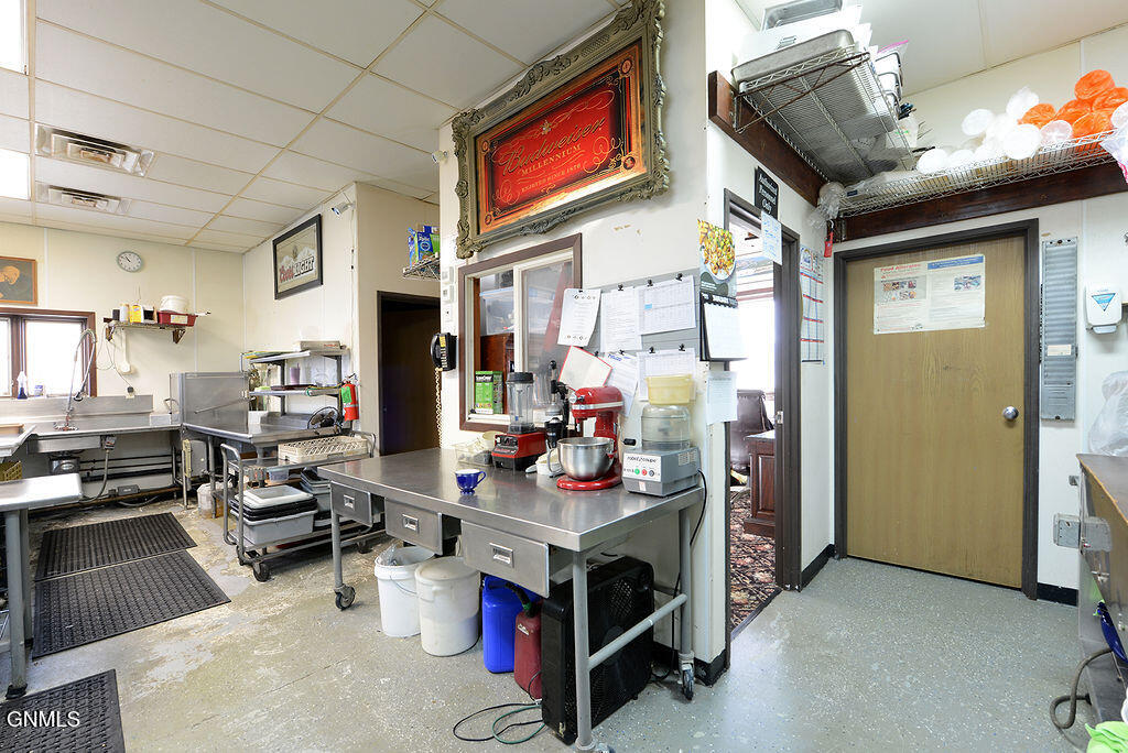 main property photo 84