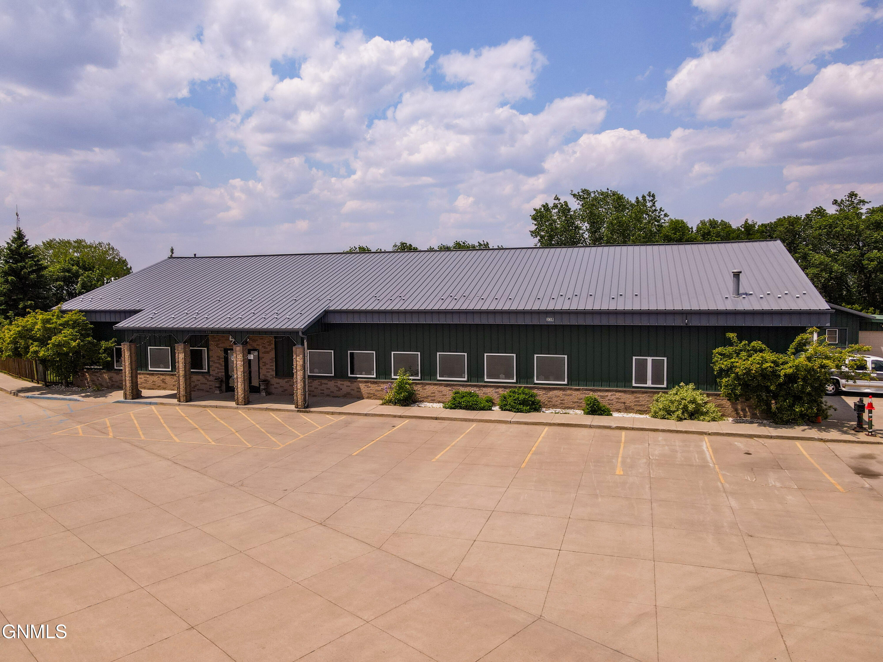 main property photo 97