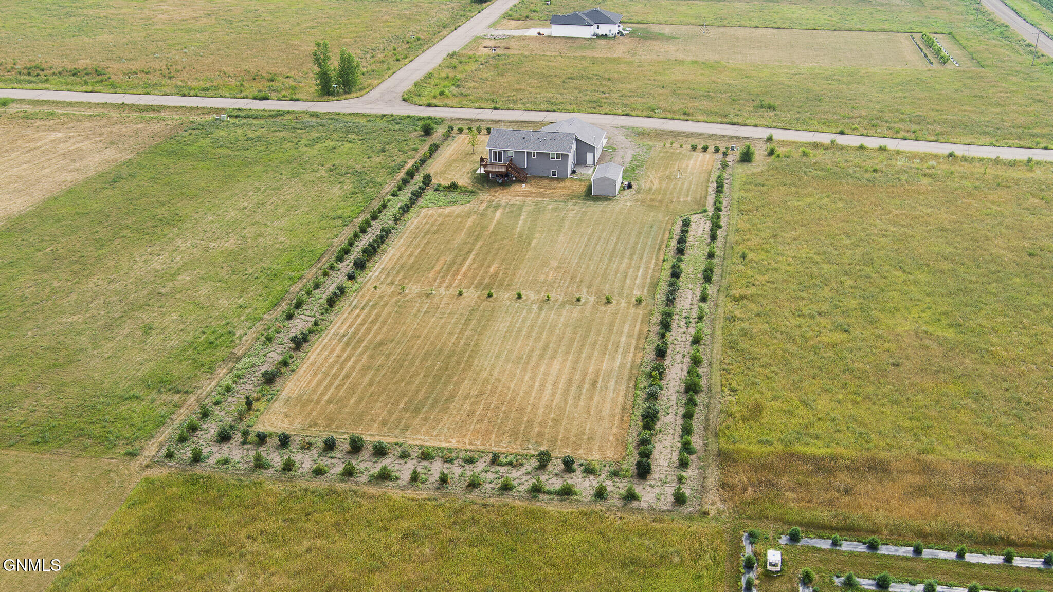 main property photo 3