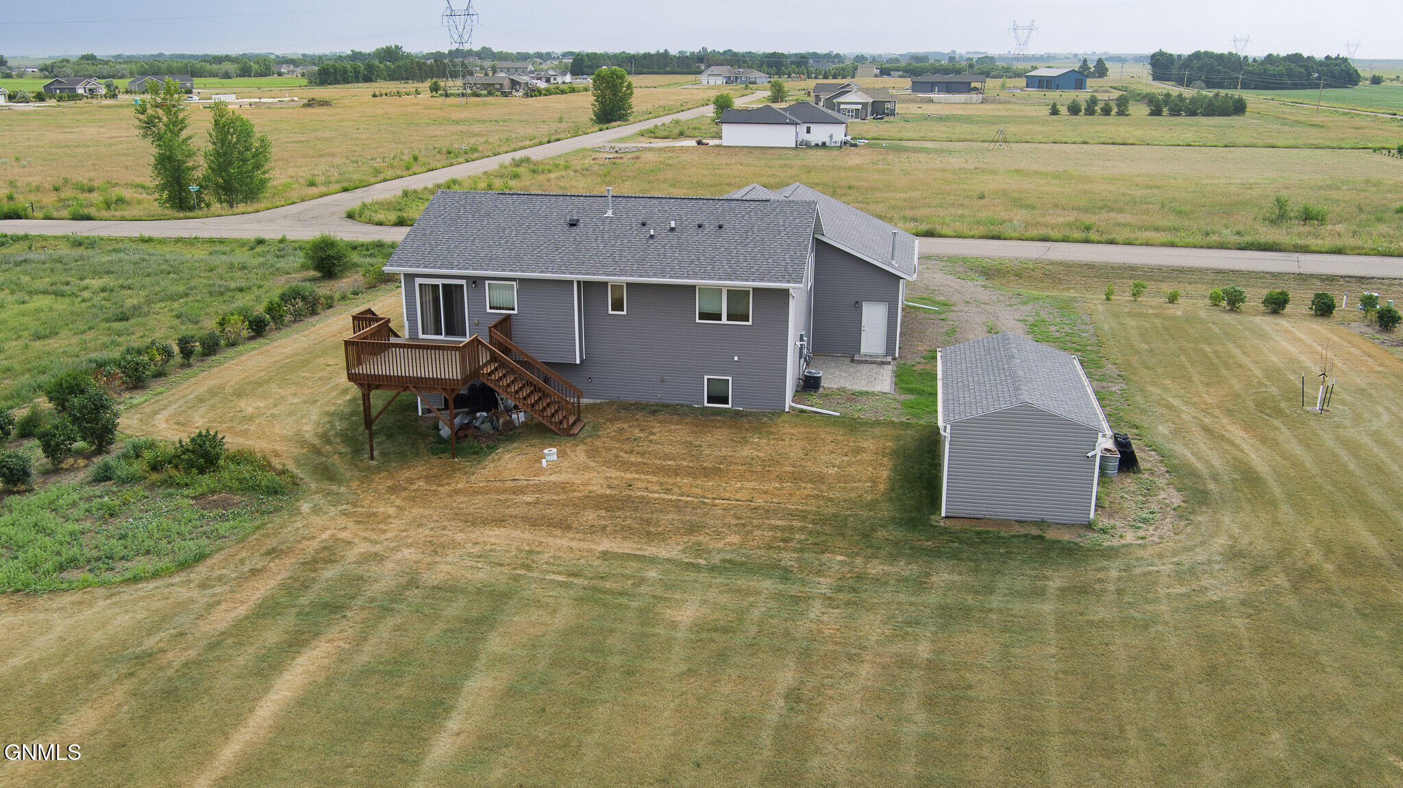 main property photo 44