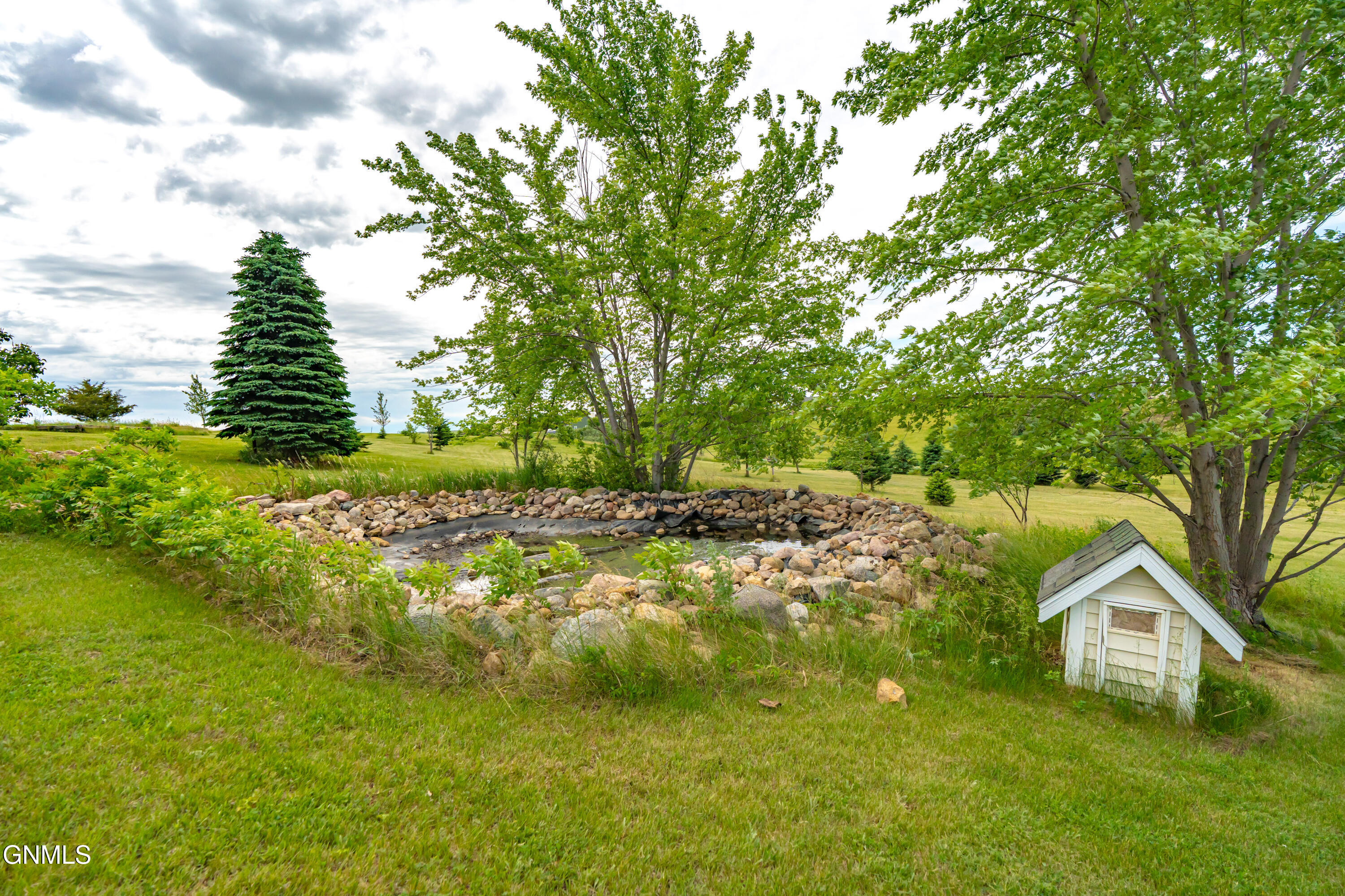 main property photo 38
