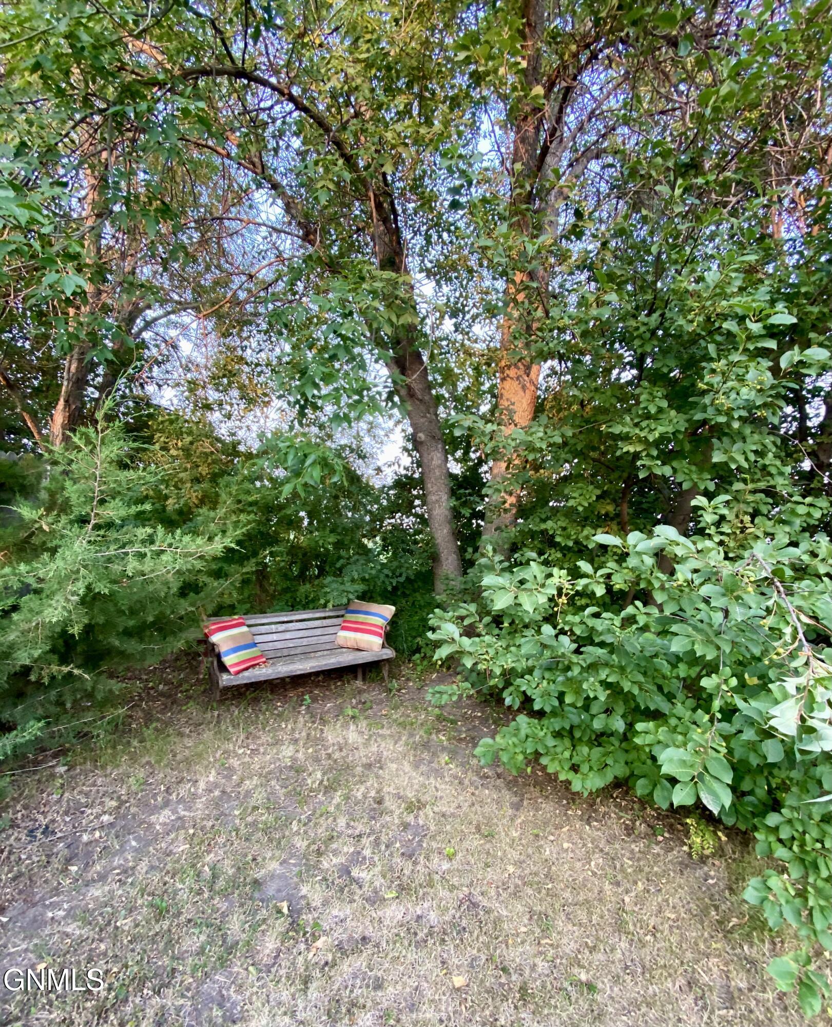 main property photo 45