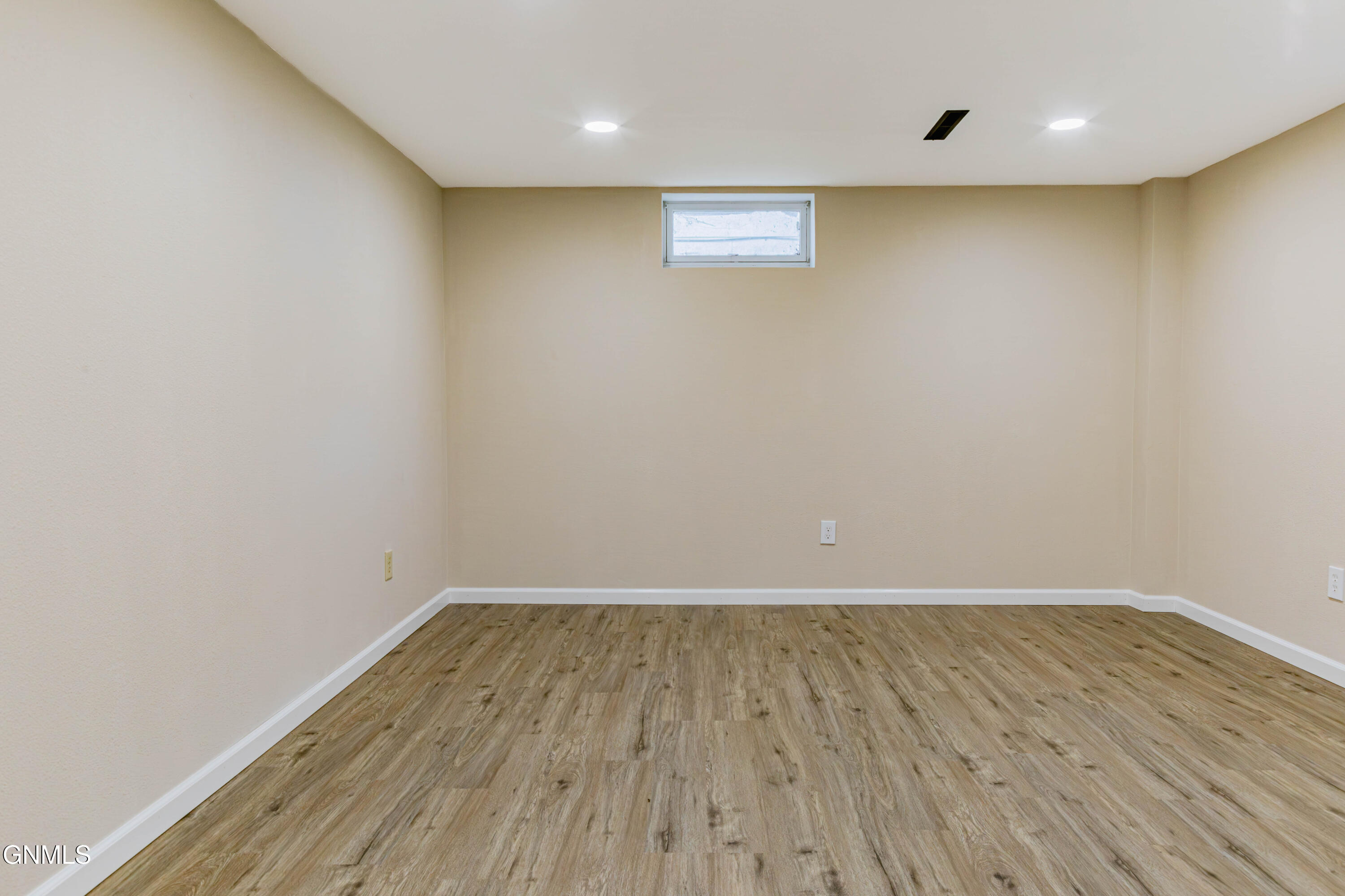 main property photo 68