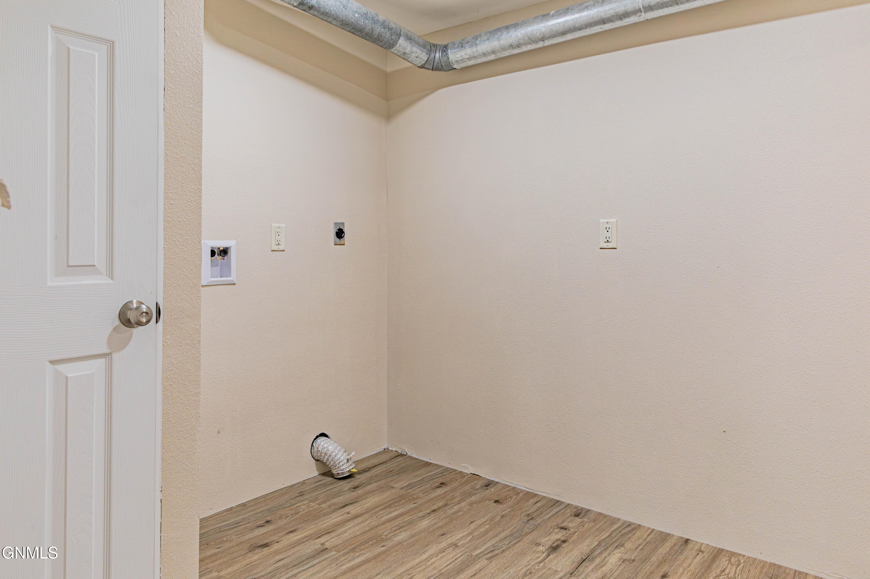 main property photo 76