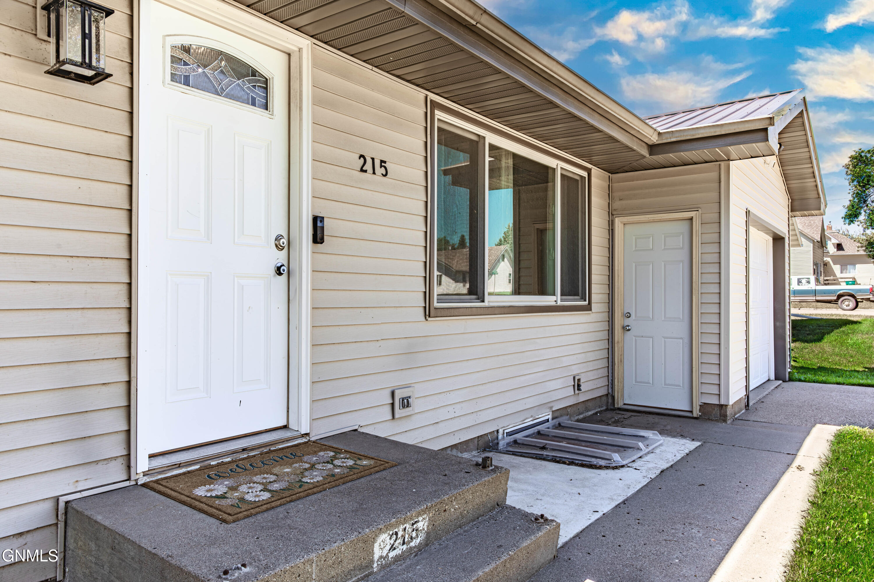 main property photo 83