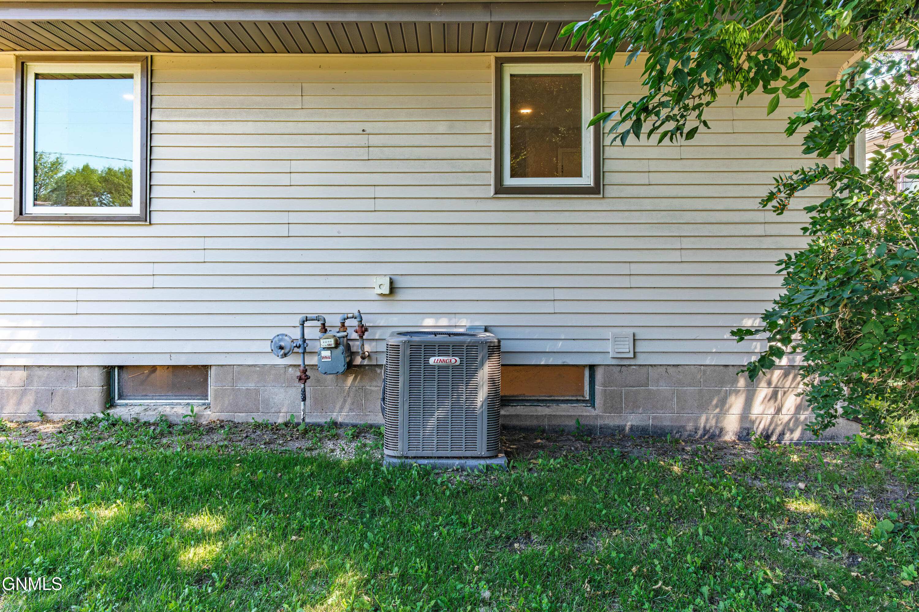 main property photo 85