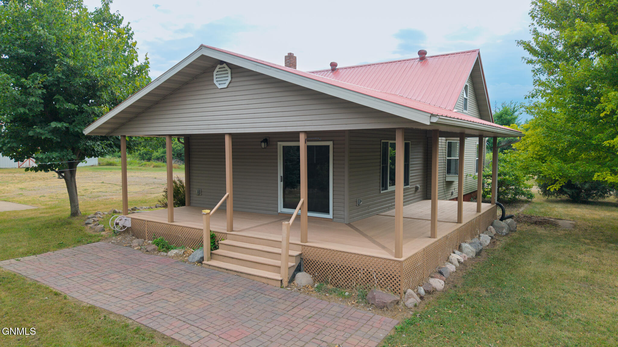 main property photo 1