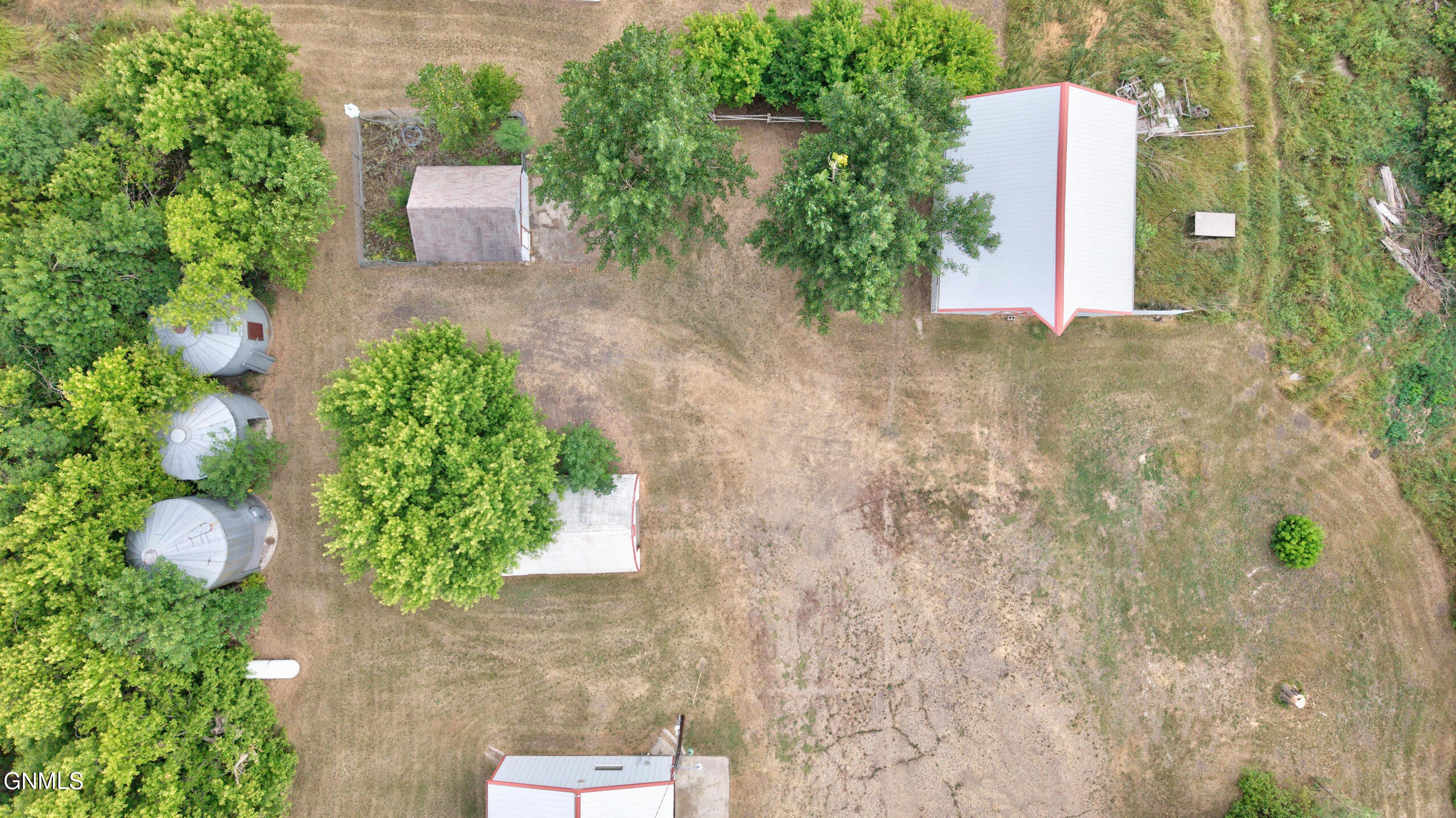 main property photo 56