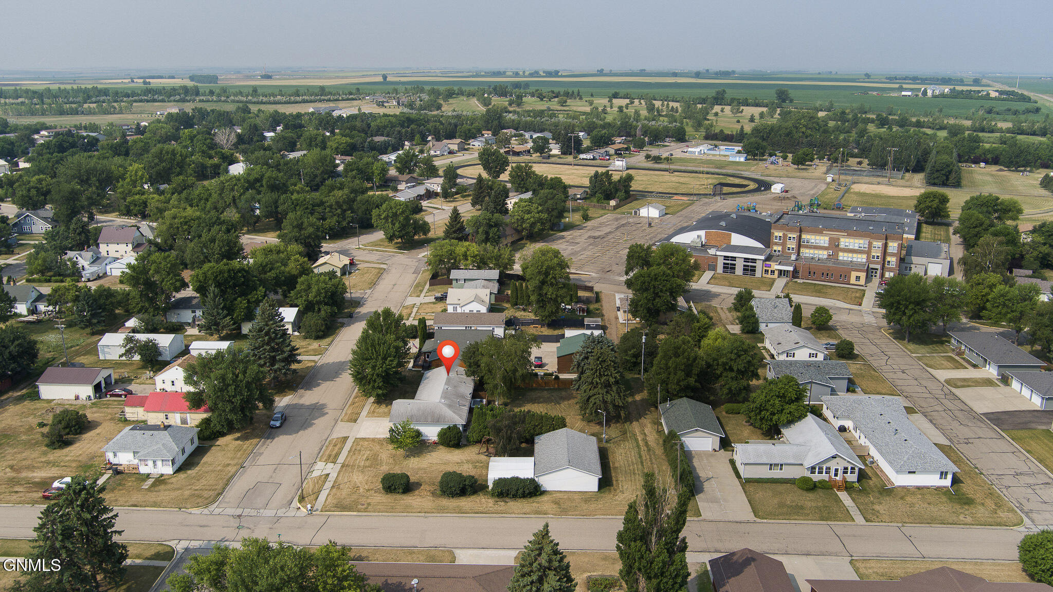 main property photo 25