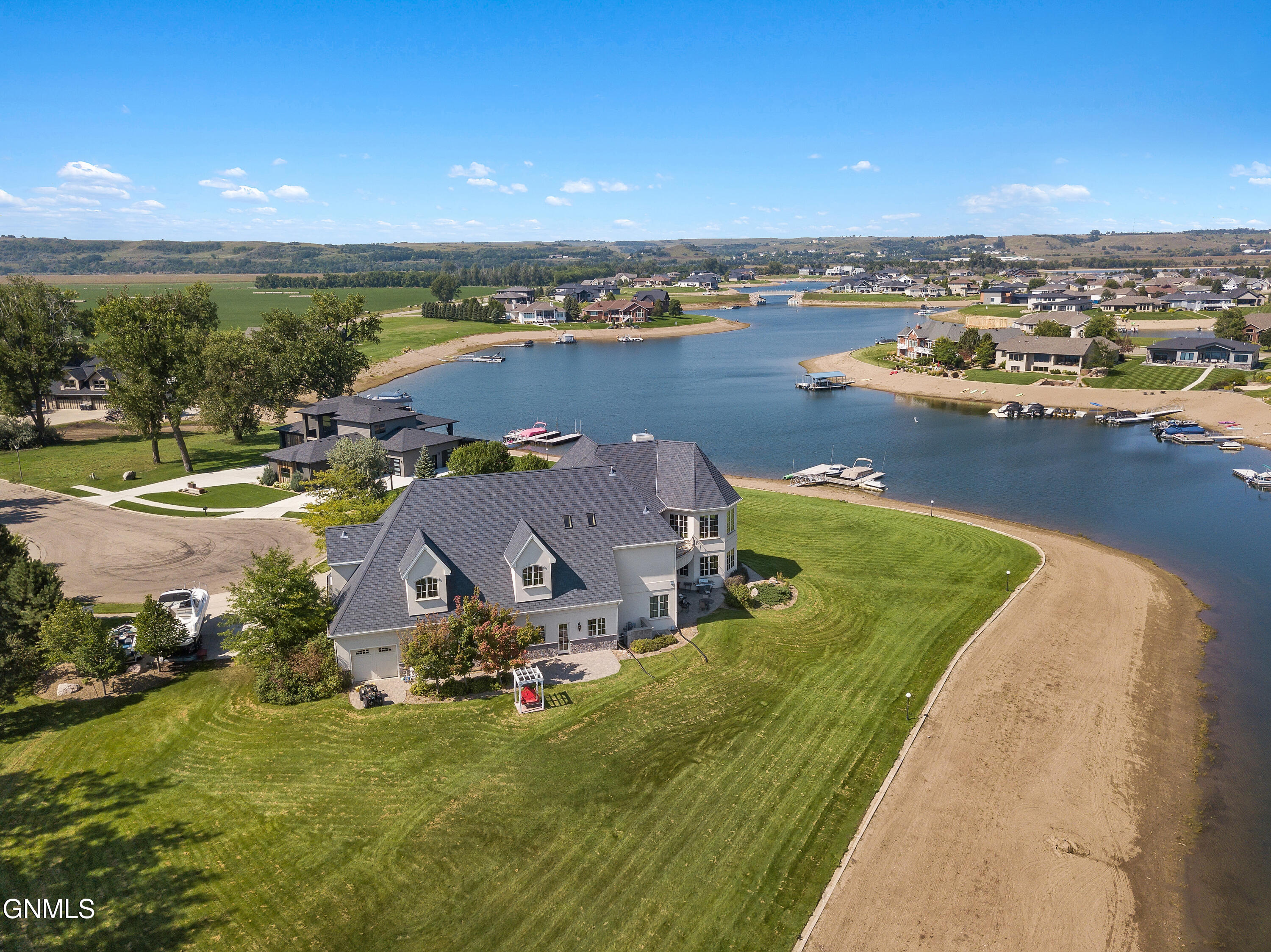 main property photo 59