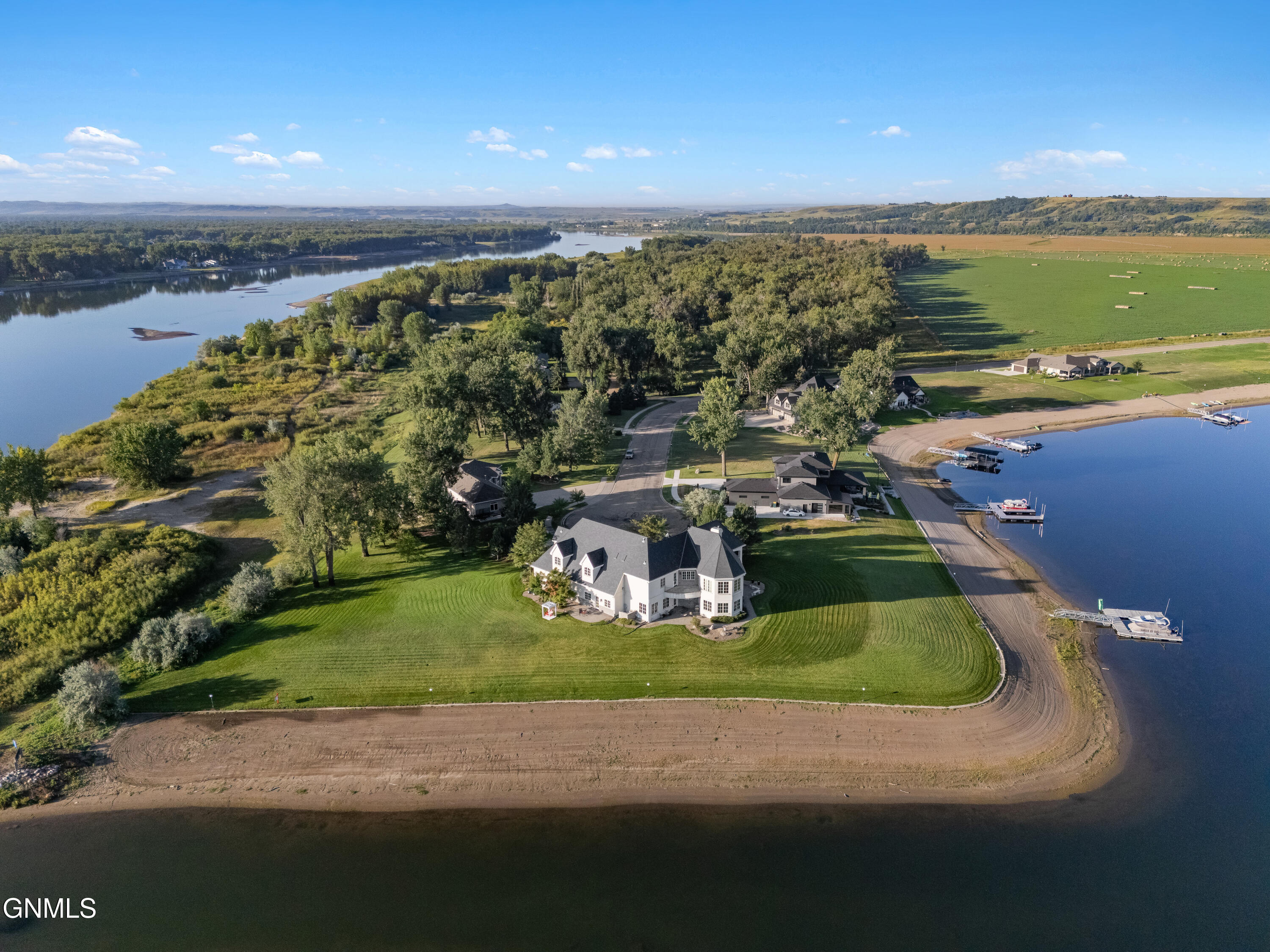 main property photo 71
