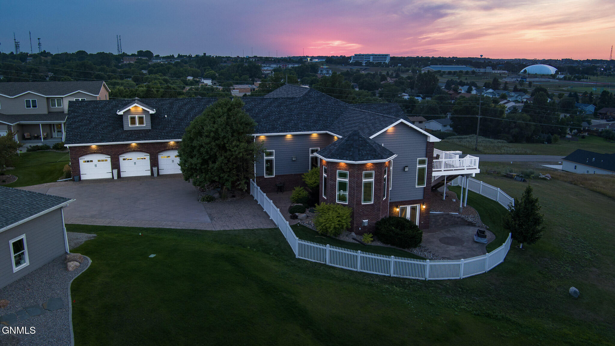 main property photo 102