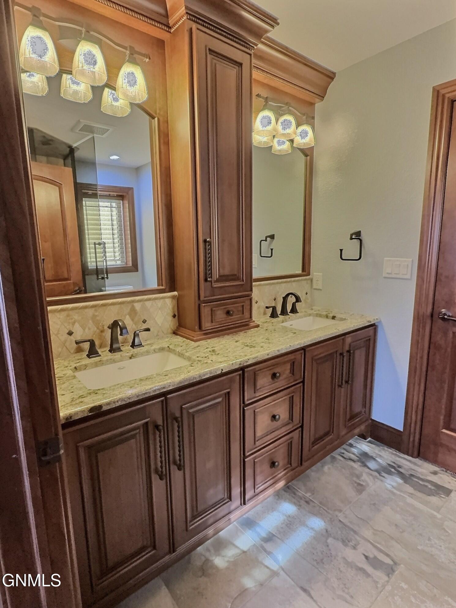 main property photo 70