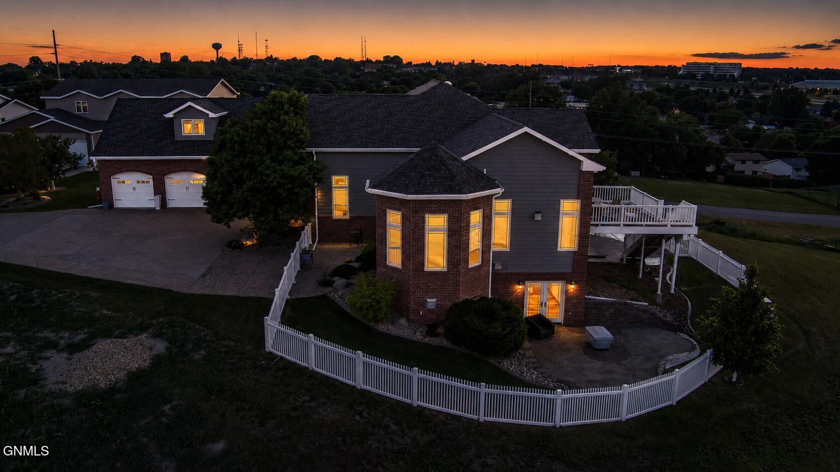 main property photo 98
