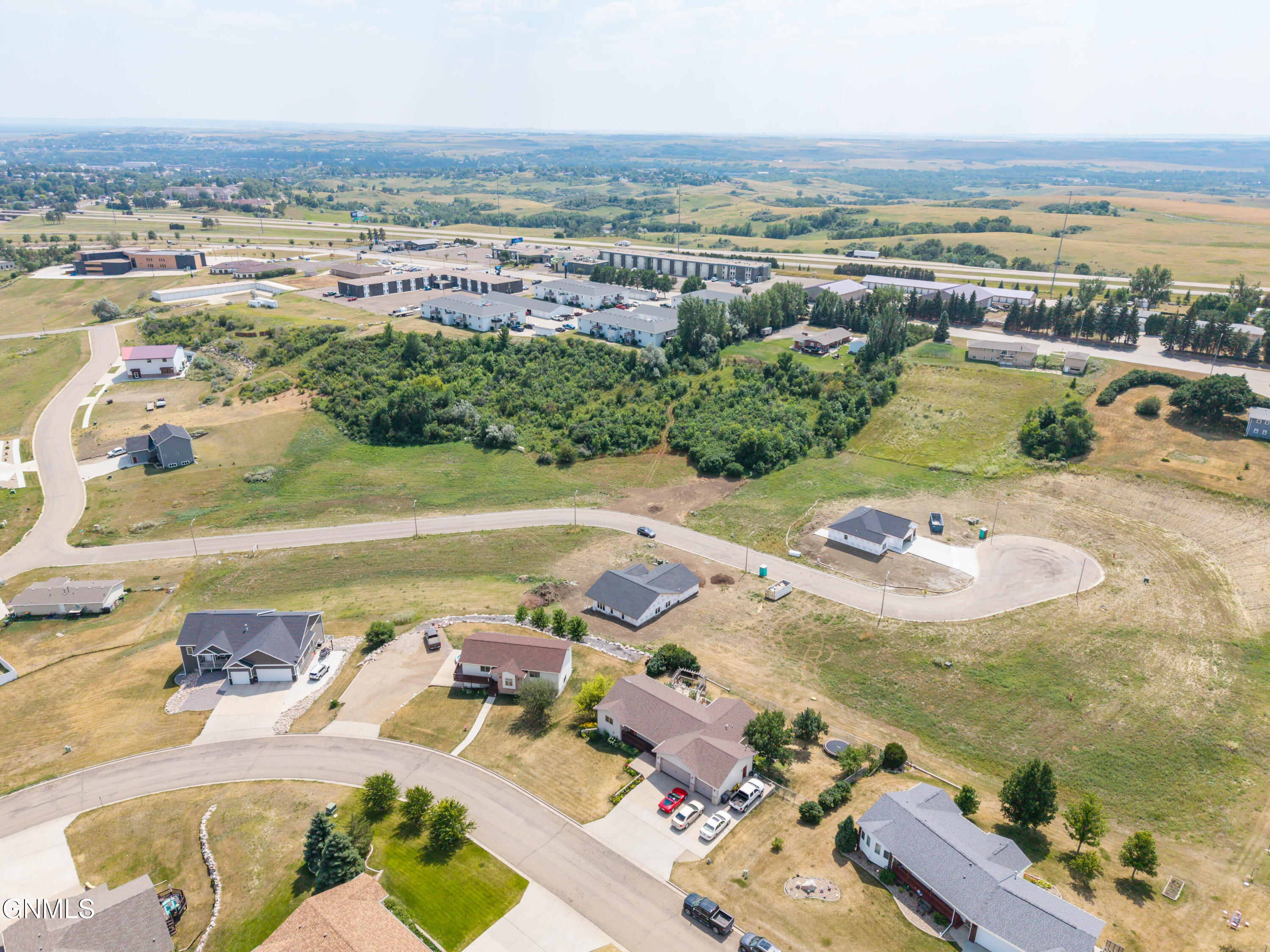 main property photo 17