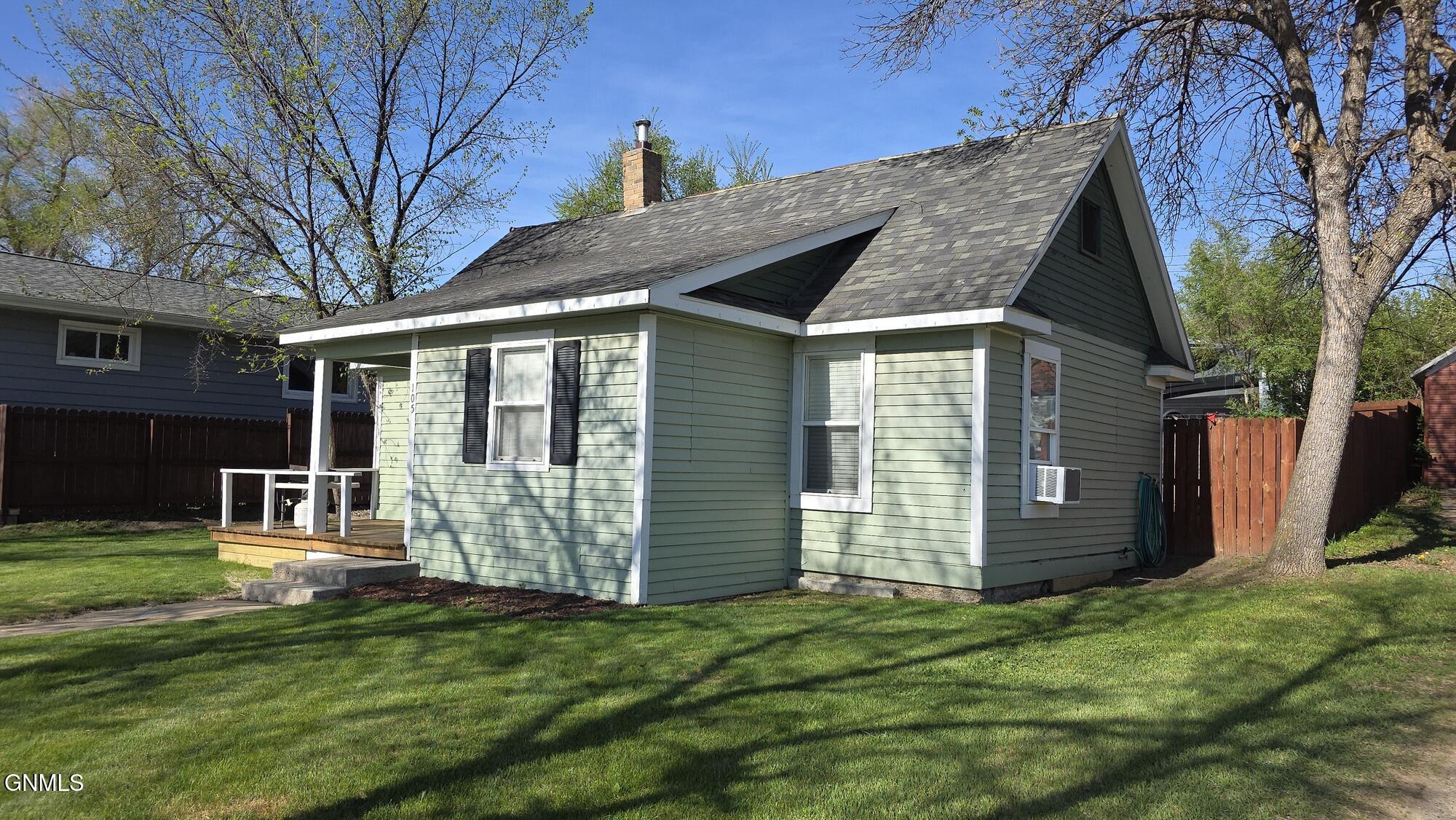 main property photo 2