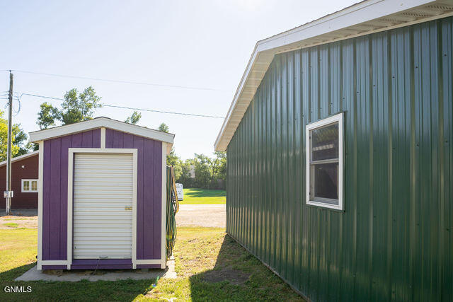 main property photo 35