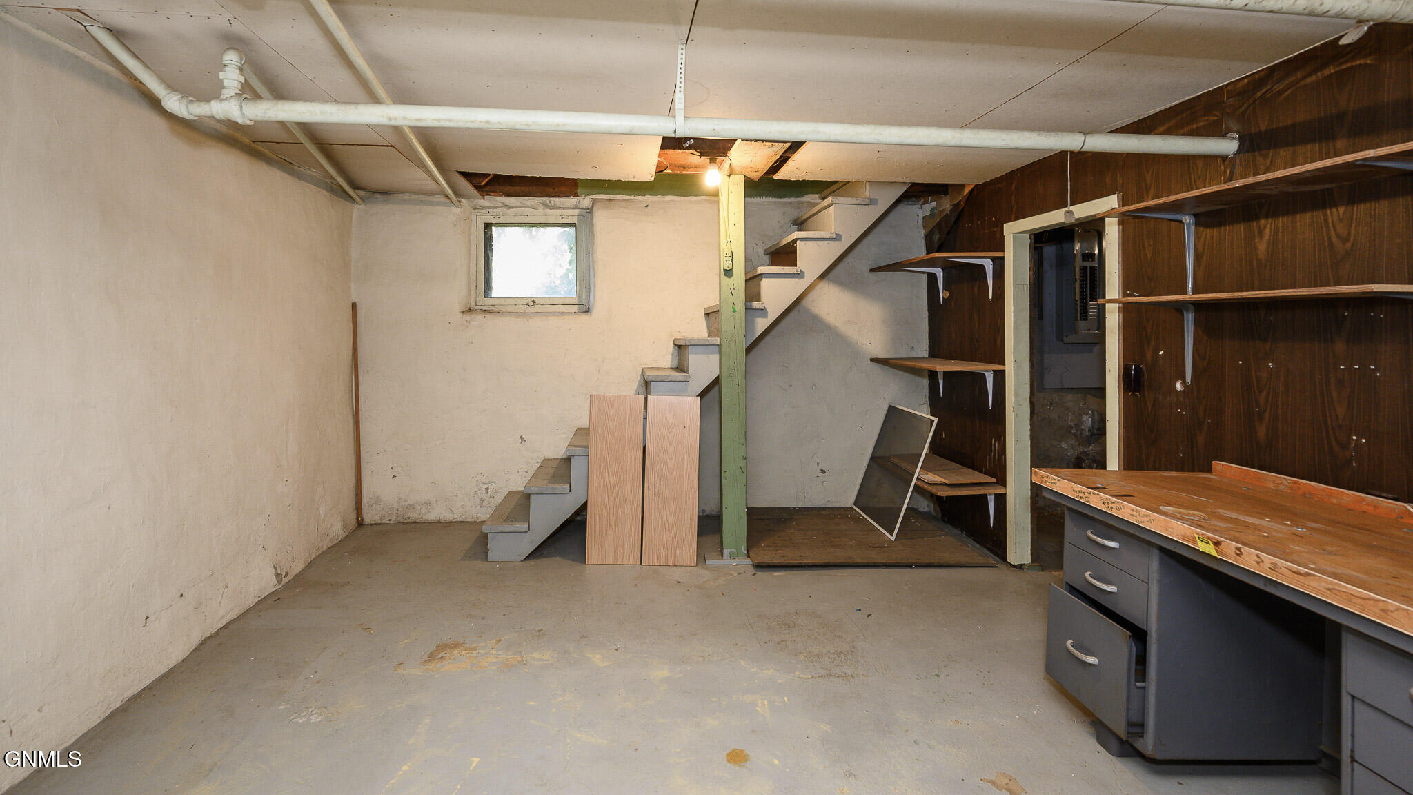 main property photo 37